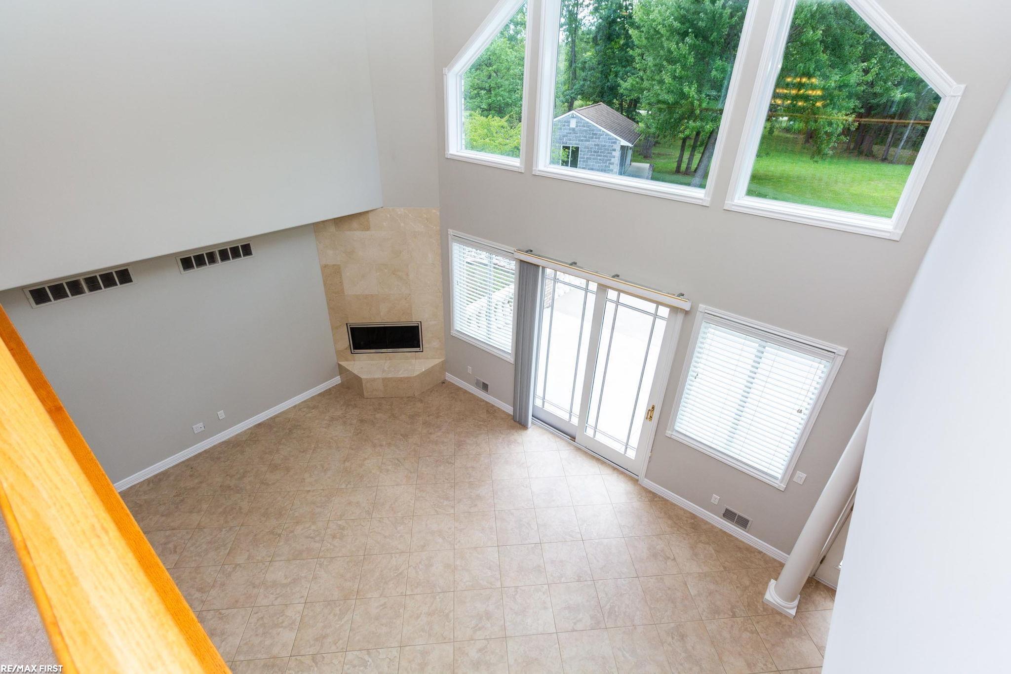 400 E Romeo Road, Oakland, MI, 48363