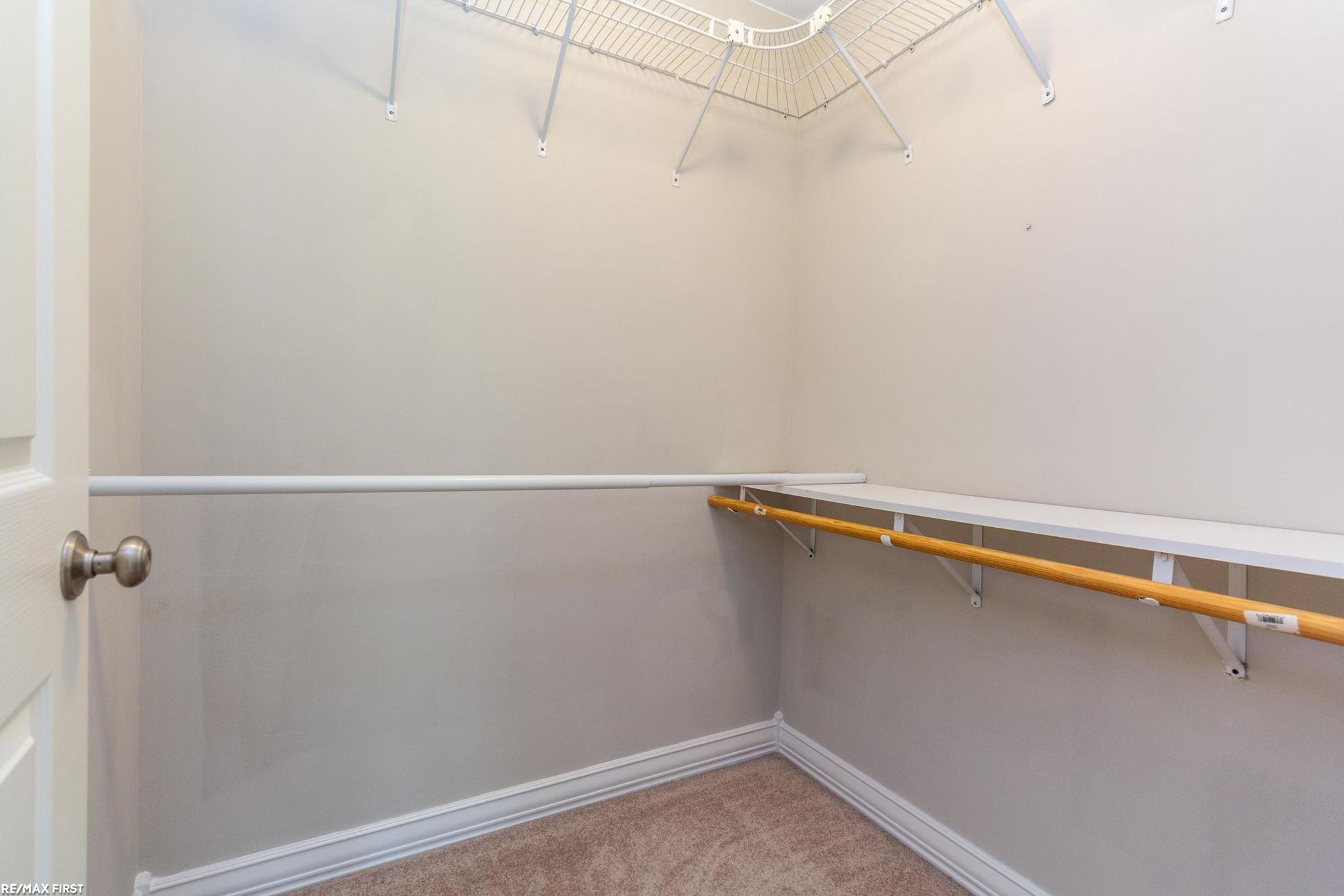 400 E Romeo Road, Oakland, MI, 48363