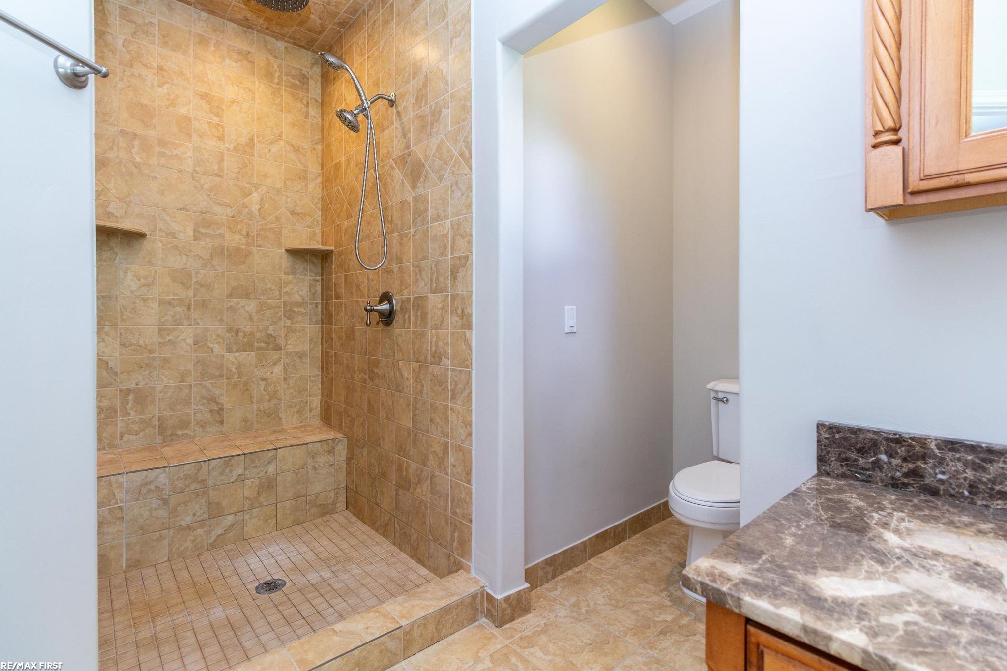 400 E Romeo Road, Oakland, MI, 48363