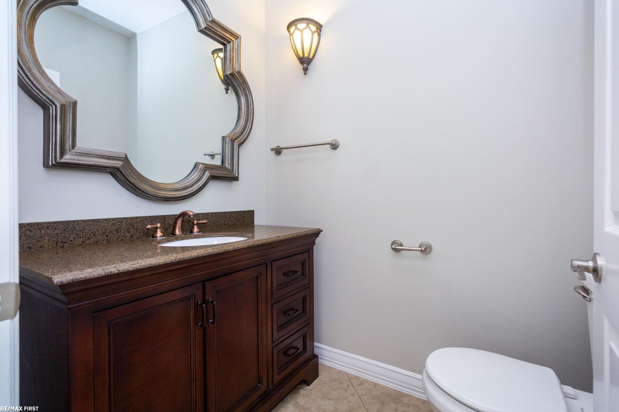 400 E Romeo Road, Oakland, MI, 48363