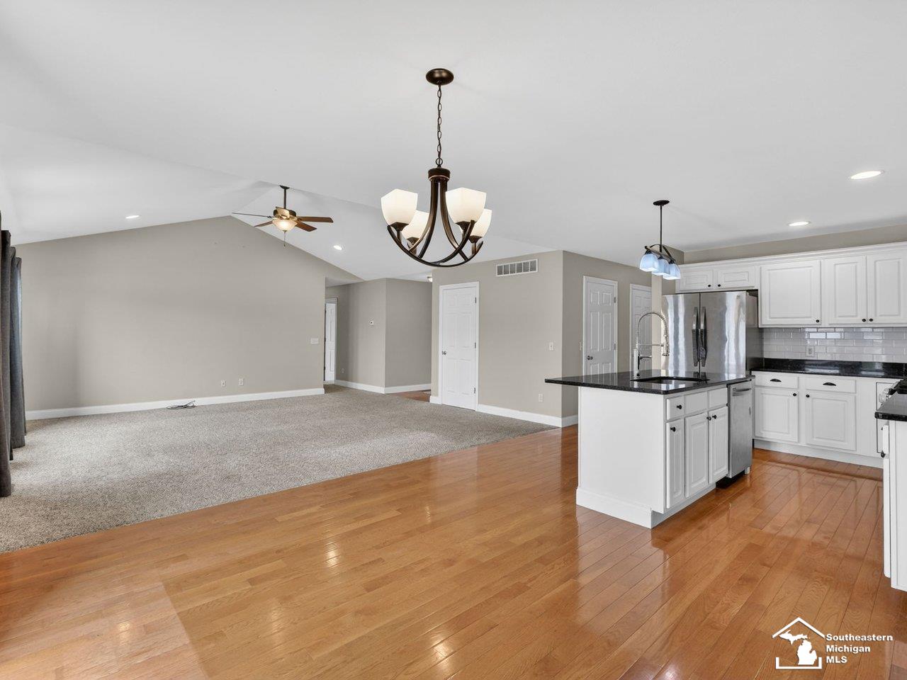 Temperance, MI, 48182