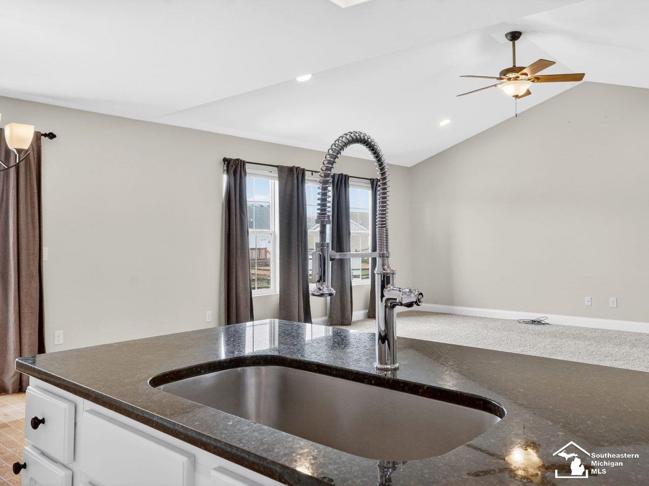 Temperance, MI, 48182