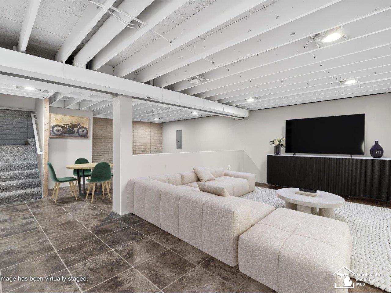 Temperance, MI, 48182