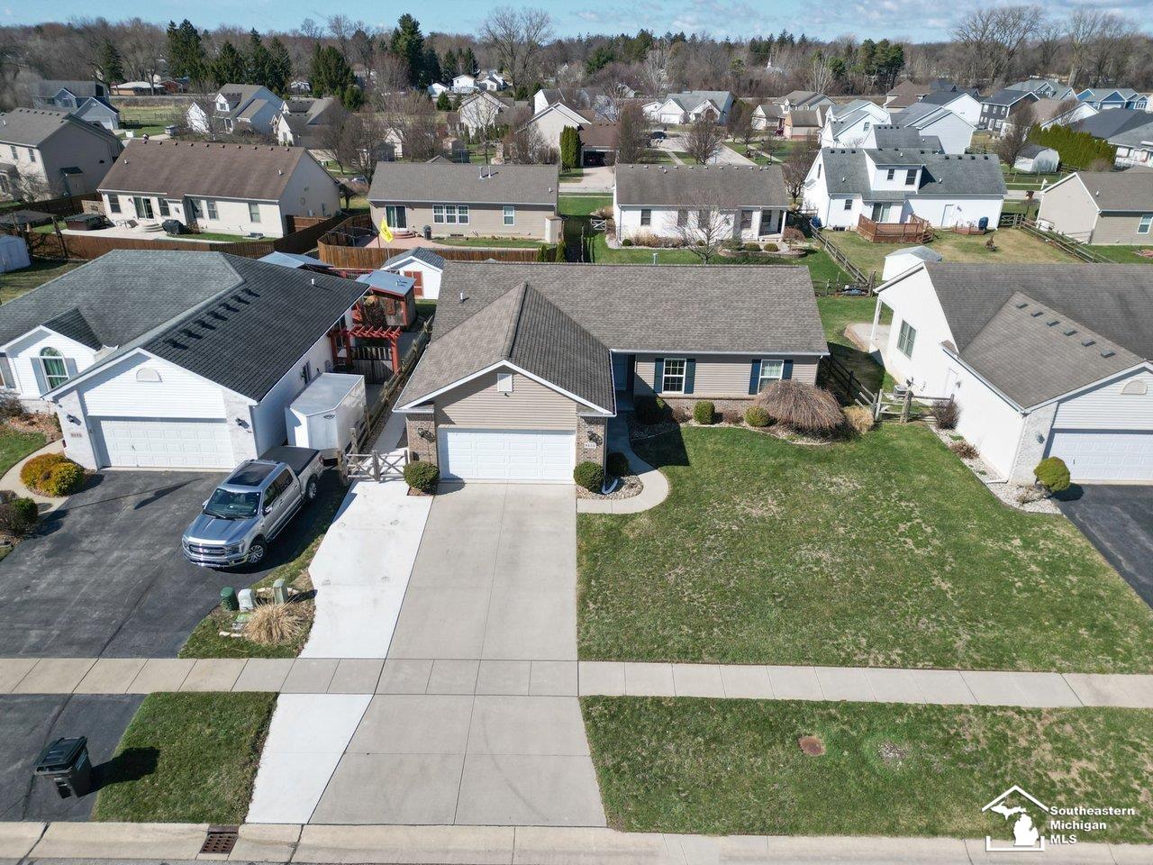 Temperance, MI, 48182