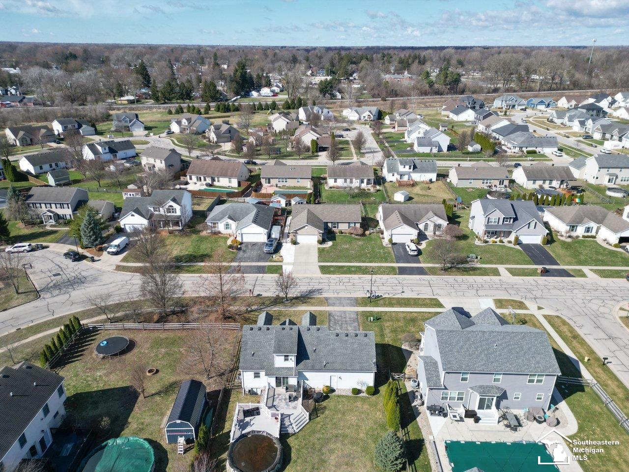 Temperance, MI, 48182