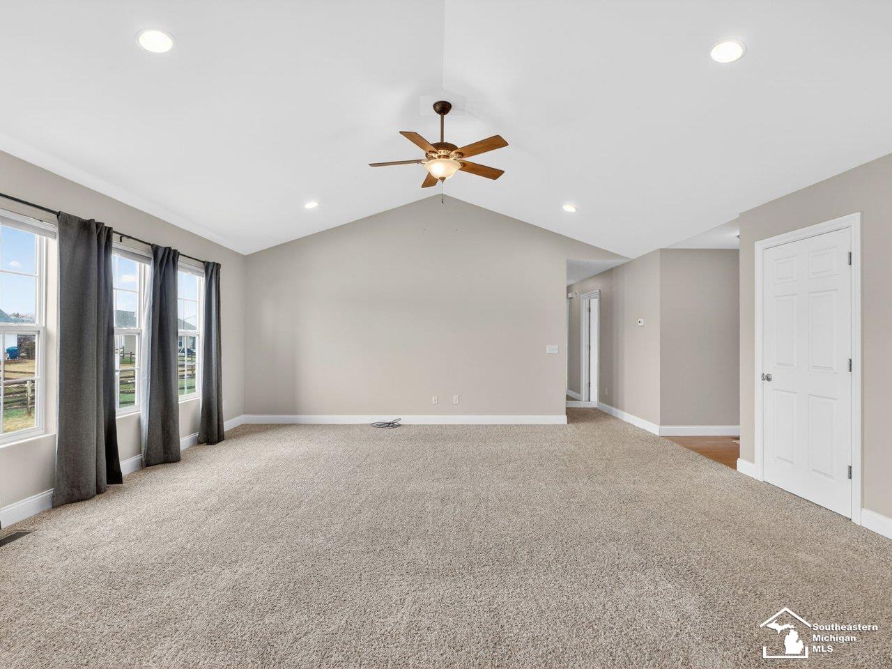 Temperance, MI, 48182