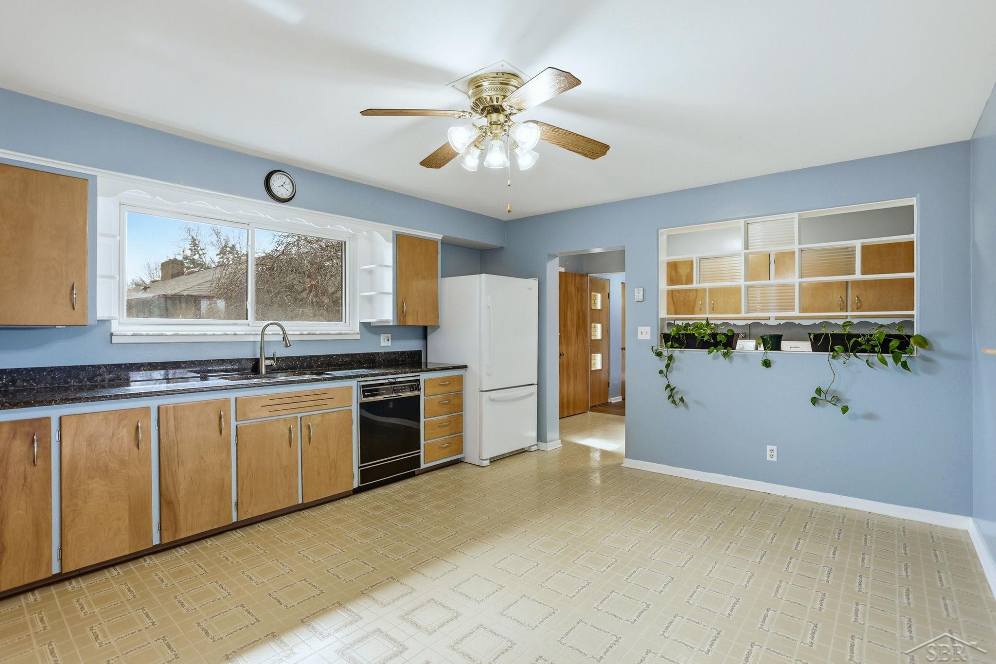 4975 Henry Drive, Saginaw, MI, 48638