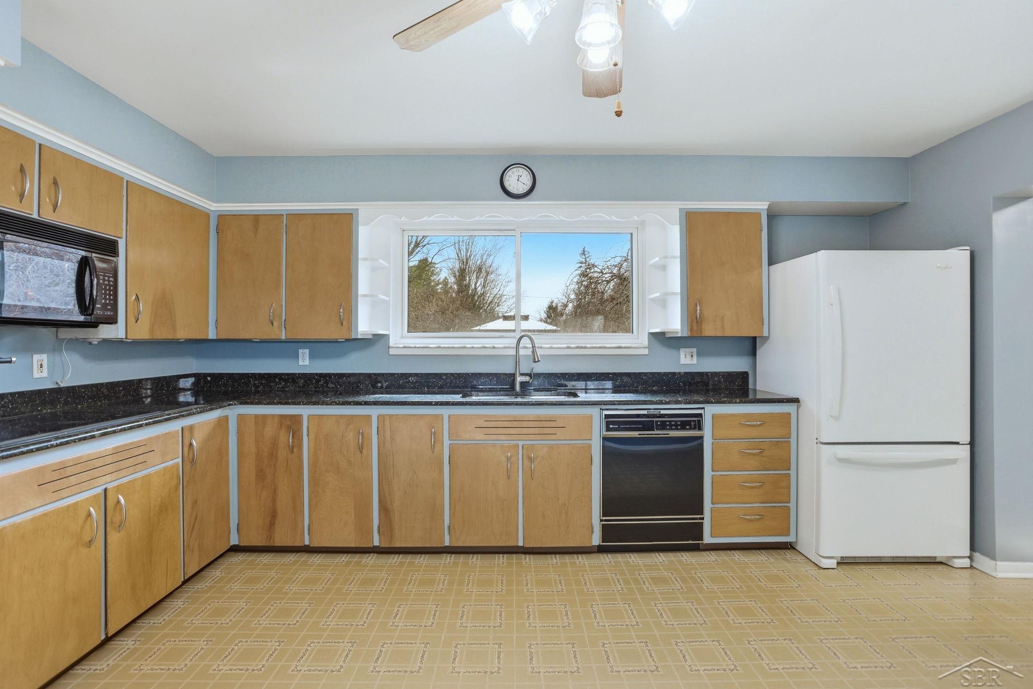 4975 Henry Drive, Saginaw, MI, 48638