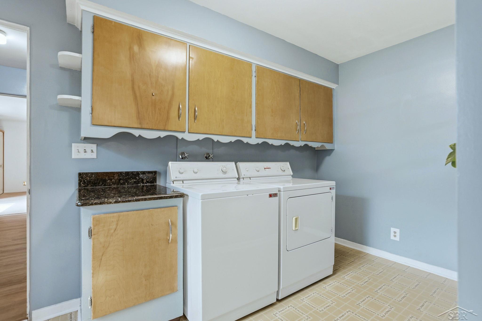 4975 Henry Drive, Saginaw, MI, 48638