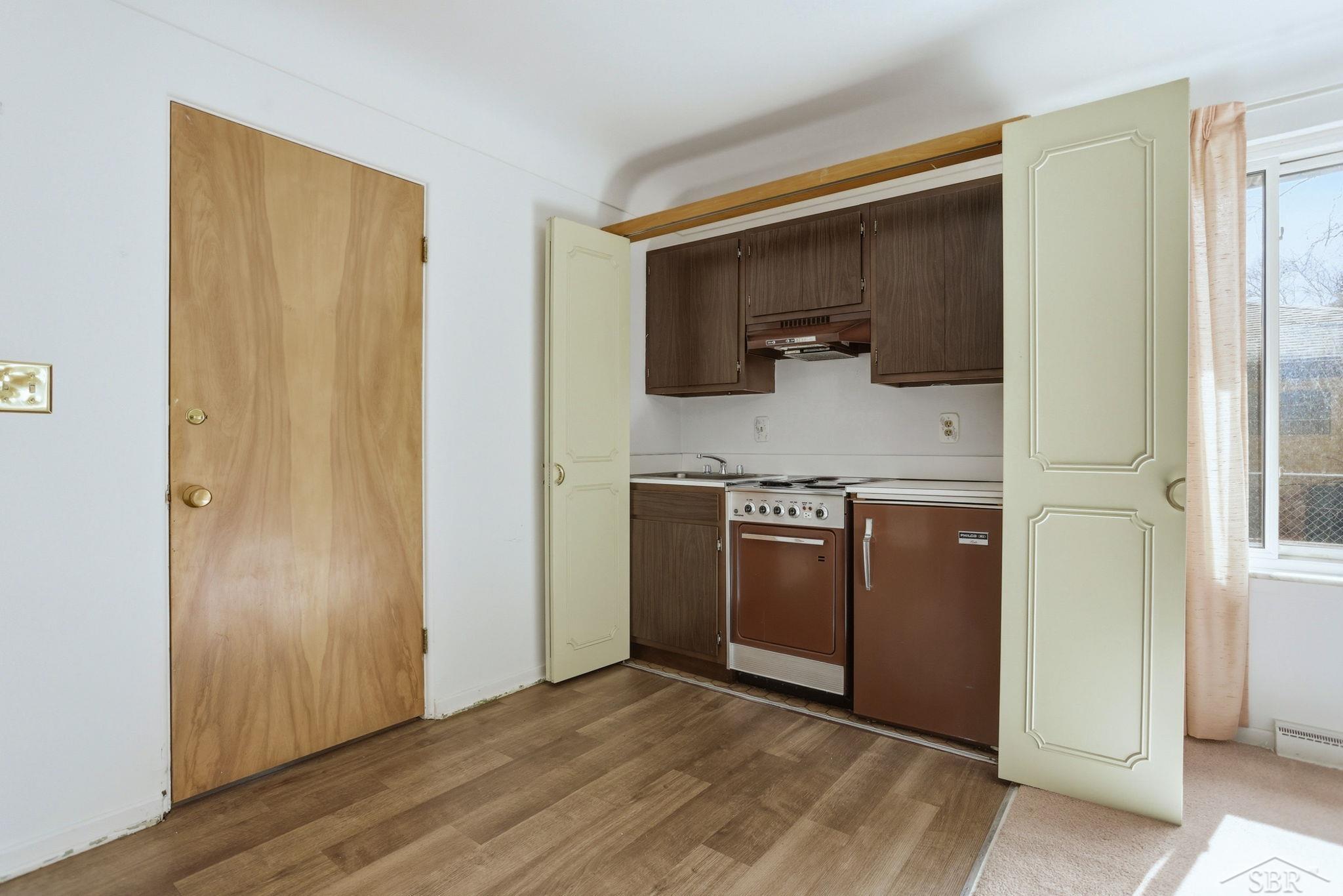 4975 Henry Drive, Saginaw, MI, 48638