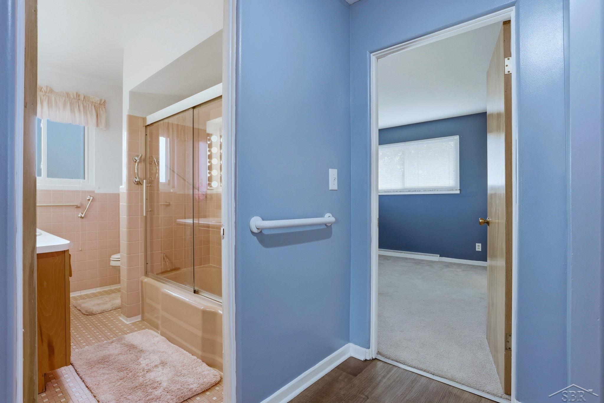 4975 Henry Drive, Saginaw, MI, 48638