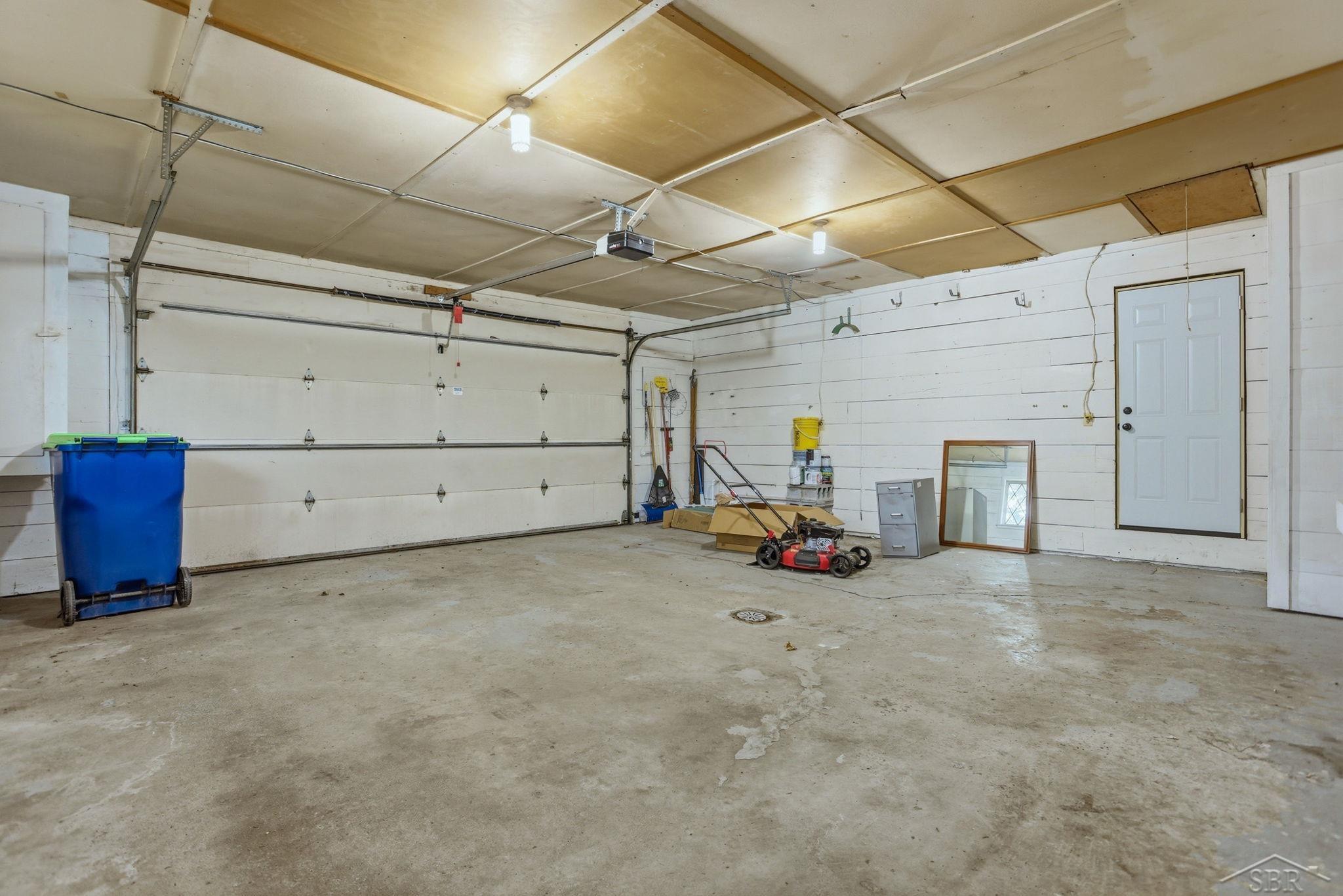 4975 Henry Drive, Saginaw, MI, 48638