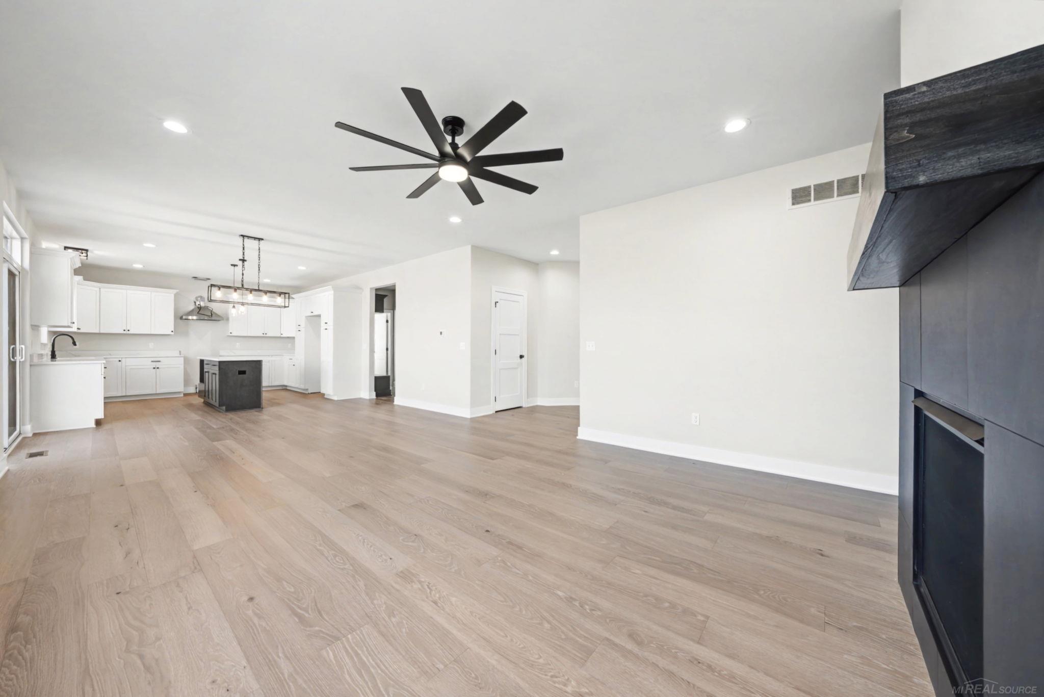 14635 Glenshire Drive, Sterling Heights, MI, 48312