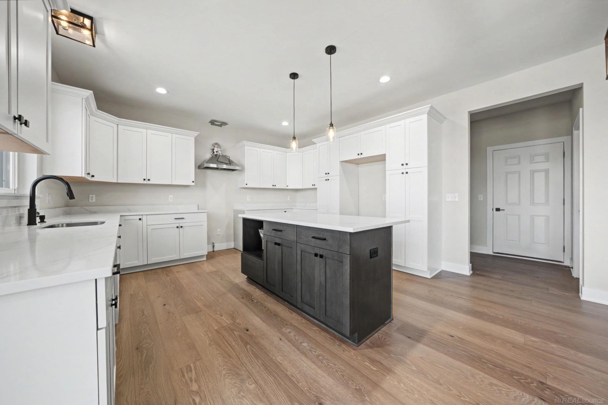 14635 Glenshire Drive, Sterling Heights, MI, 48312