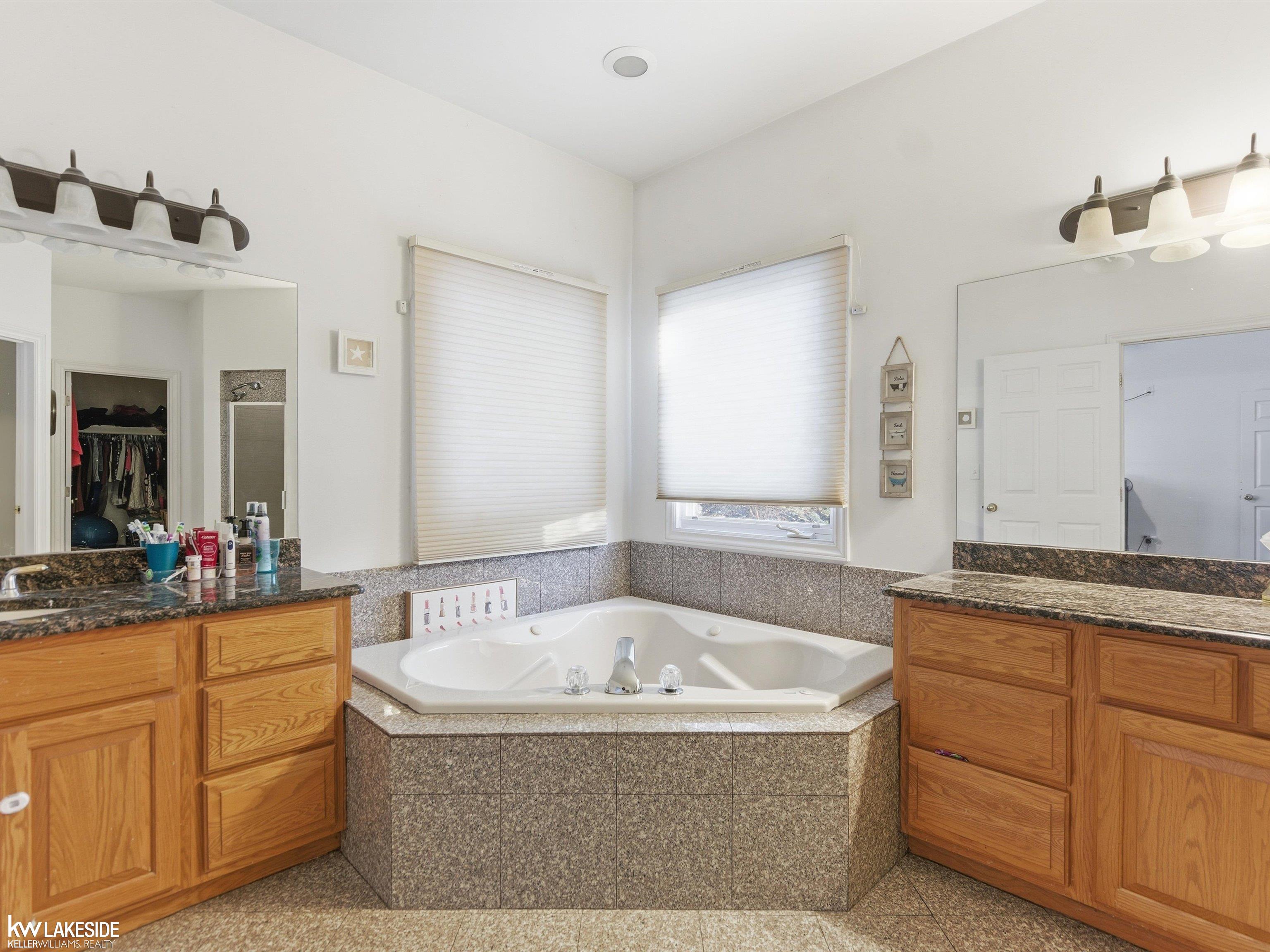 53792 Dominique Court, Shelby Twp, MI, 48315