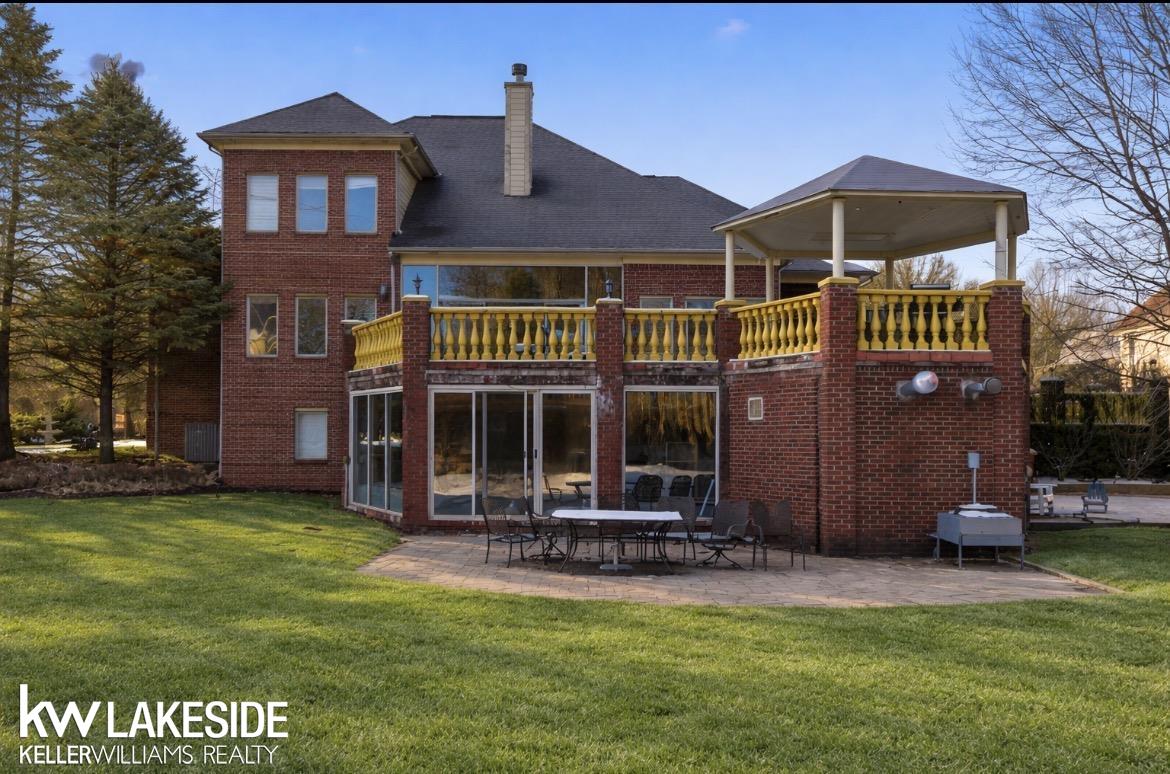 53792 Dominique Court, Shelby Twp, MI, 48315