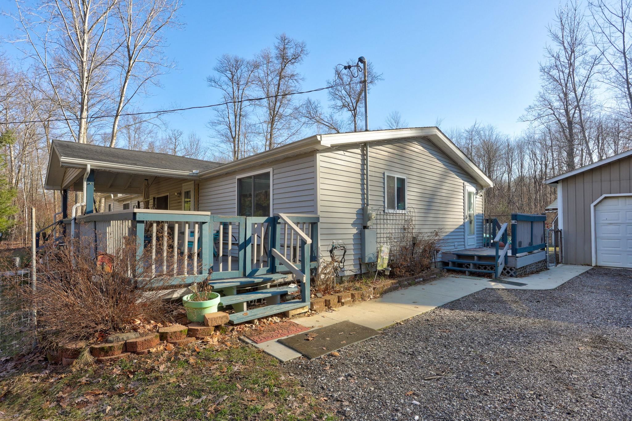 13225 East Road, Montrose, MI, 48457