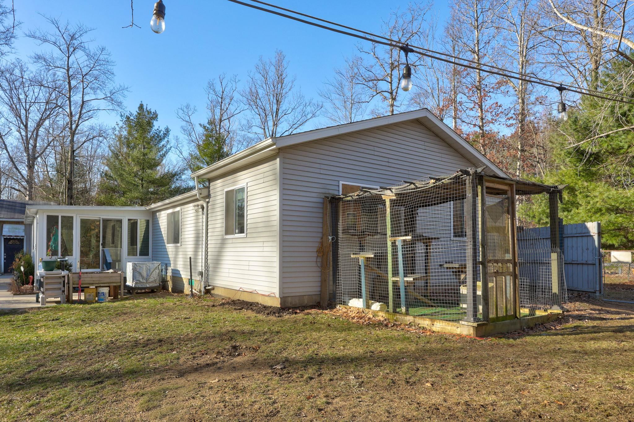 13225 East Road, Montrose, MI, 48457