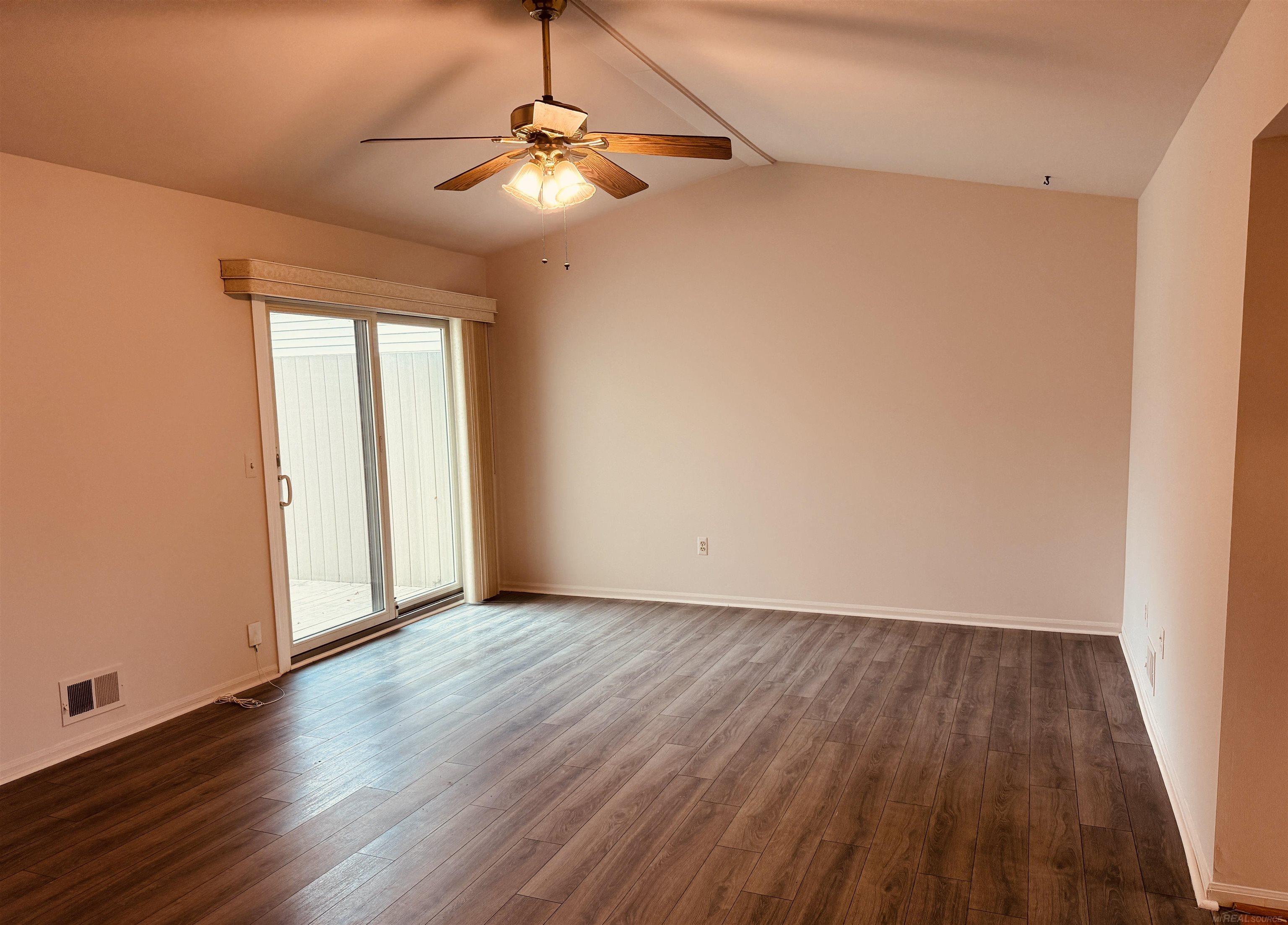 32806 Harmon Court, Roseville, MI, 48066