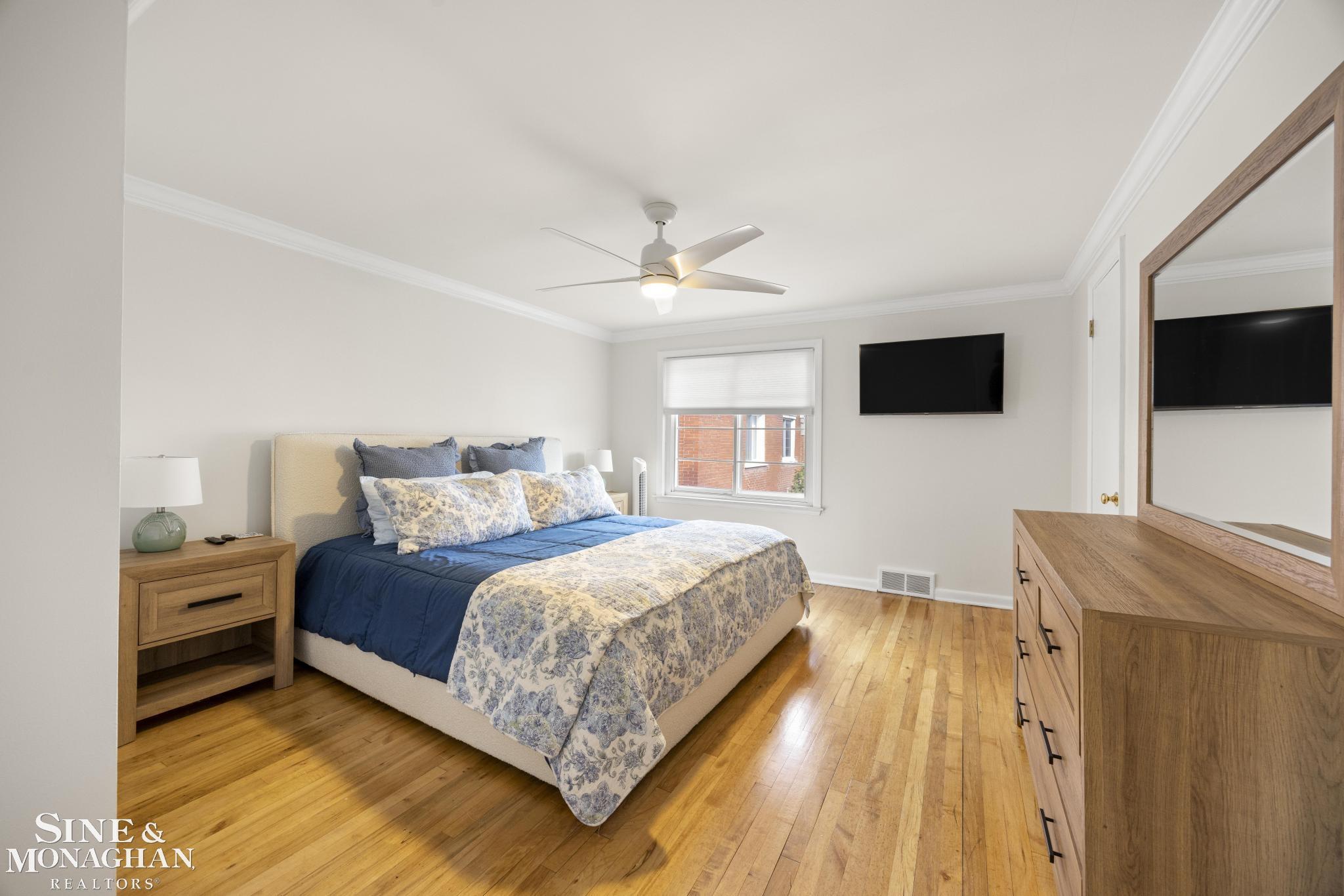 693 1/2 Saint Clair Street, Grosse Pointe, MI, 48230