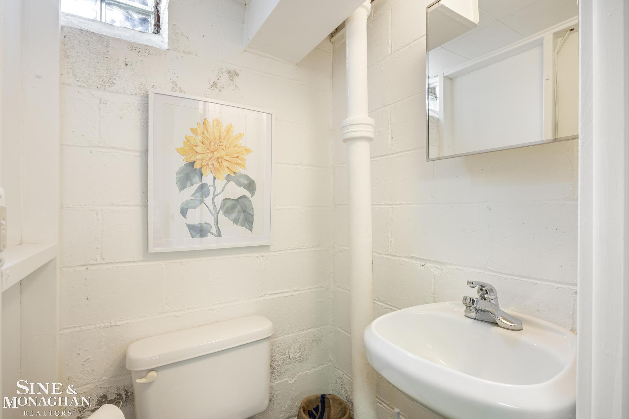 693 1/2 Saint Clair Street, Grosse Pointe, MI, 48230