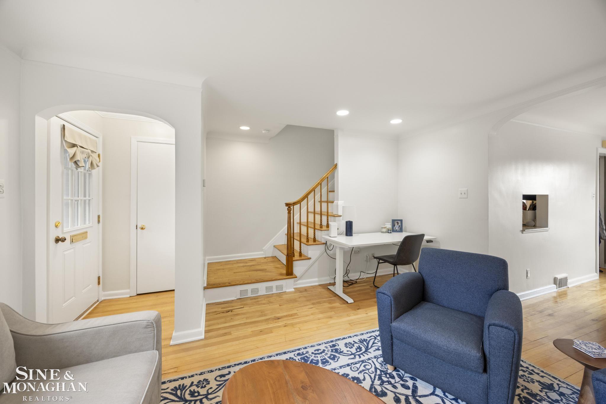 693 1/2 Saint Clair Street, Grosse Pointe, MI, 48230