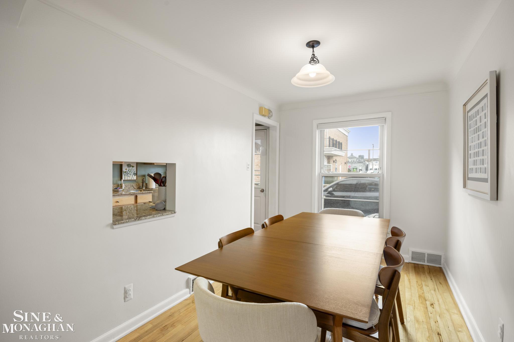 693 1/2 Saint Clair Street, Grosse Pointe, MI, 48230