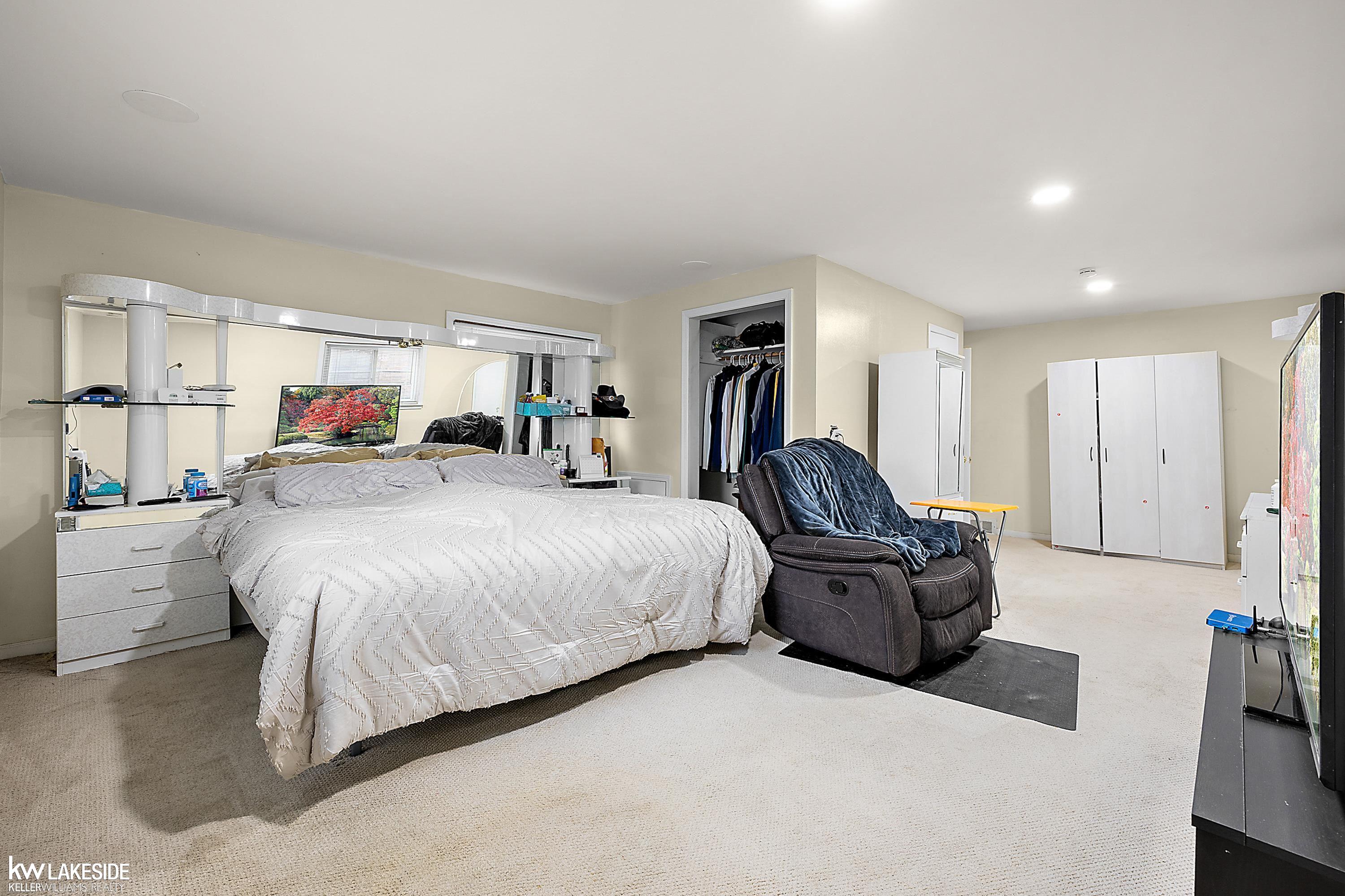 5810 Yorkshire Drive, Detroit, MI, 48224