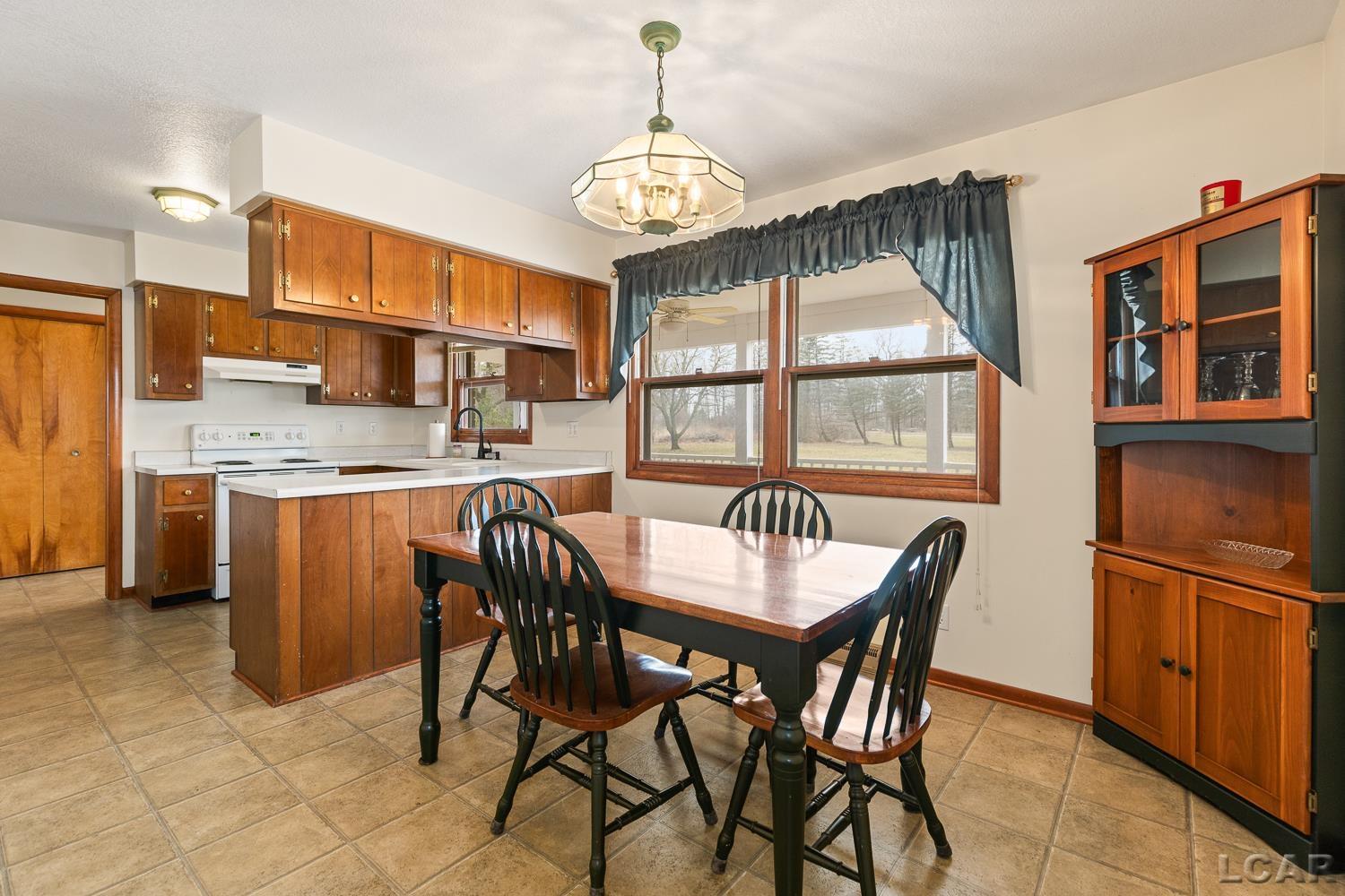 6111 Billmyer Highway, Tecumseh, MI, 49286