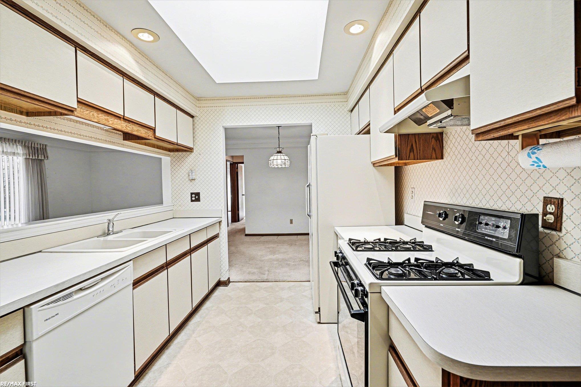 14713 Bristol Court, Shelby Twp, MI, 48315