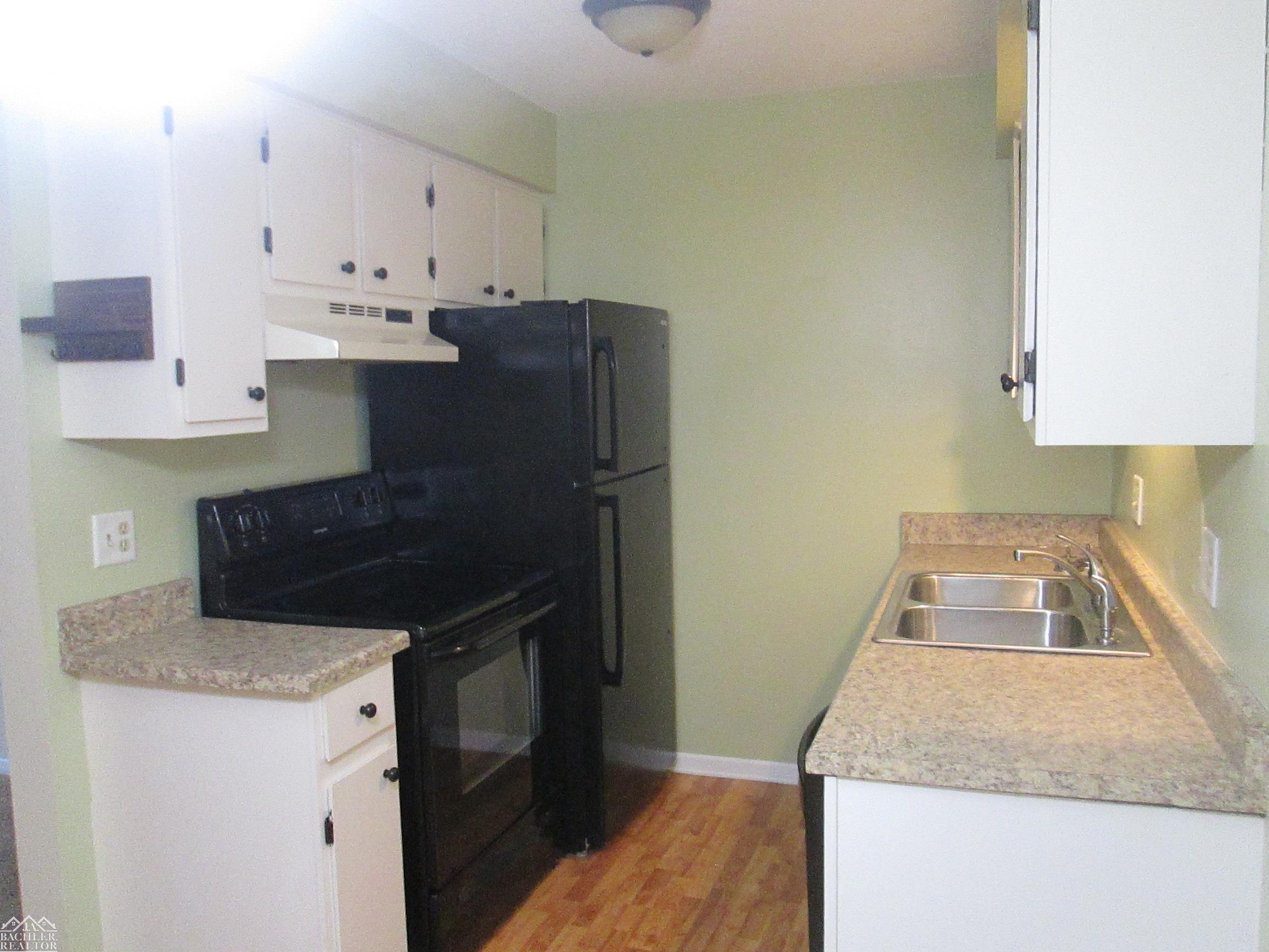 Saint Clair, MI, 48079