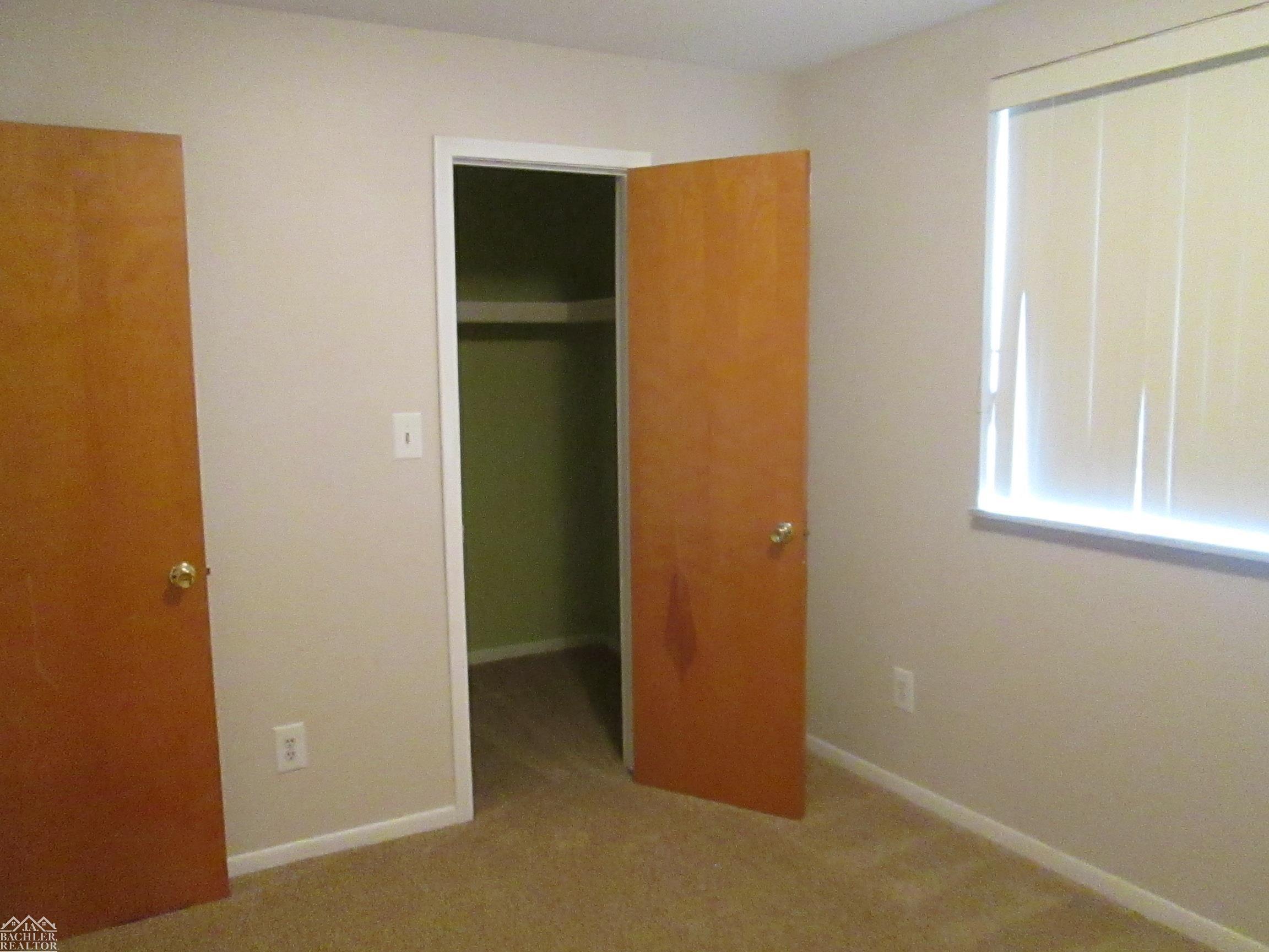 Saint Clair, MI, 48079