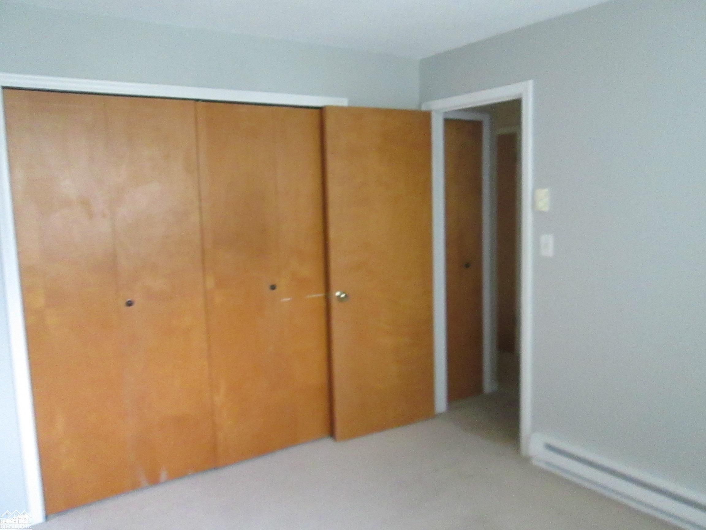 Saint Clair, MI, 48079