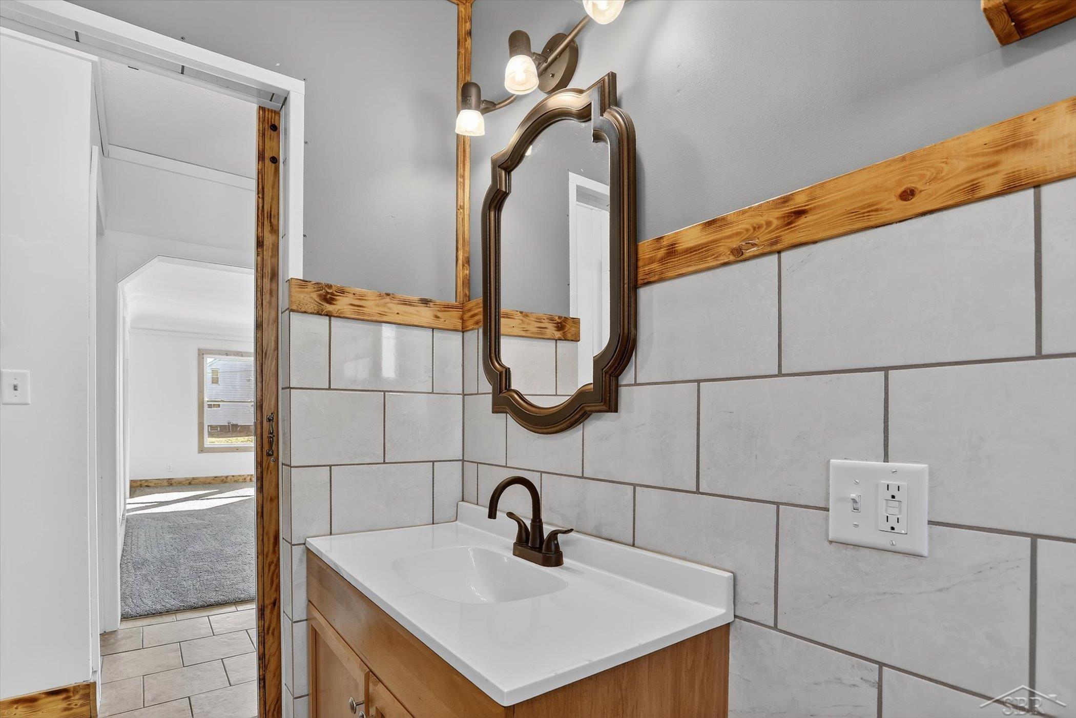 2529 Kansas Avenue, Saginaw, MI, 48601