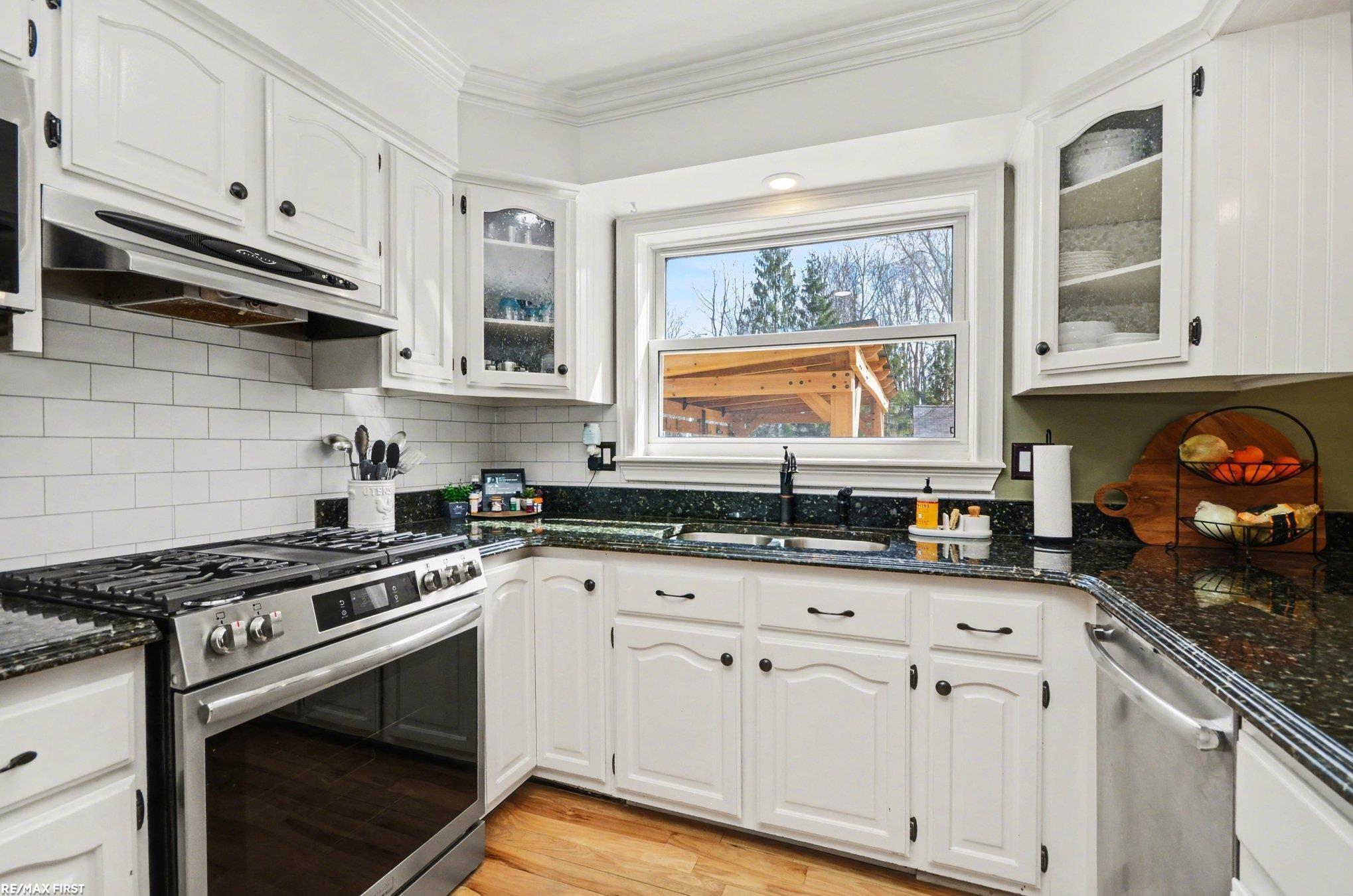 New Baltimore, MI, 48047