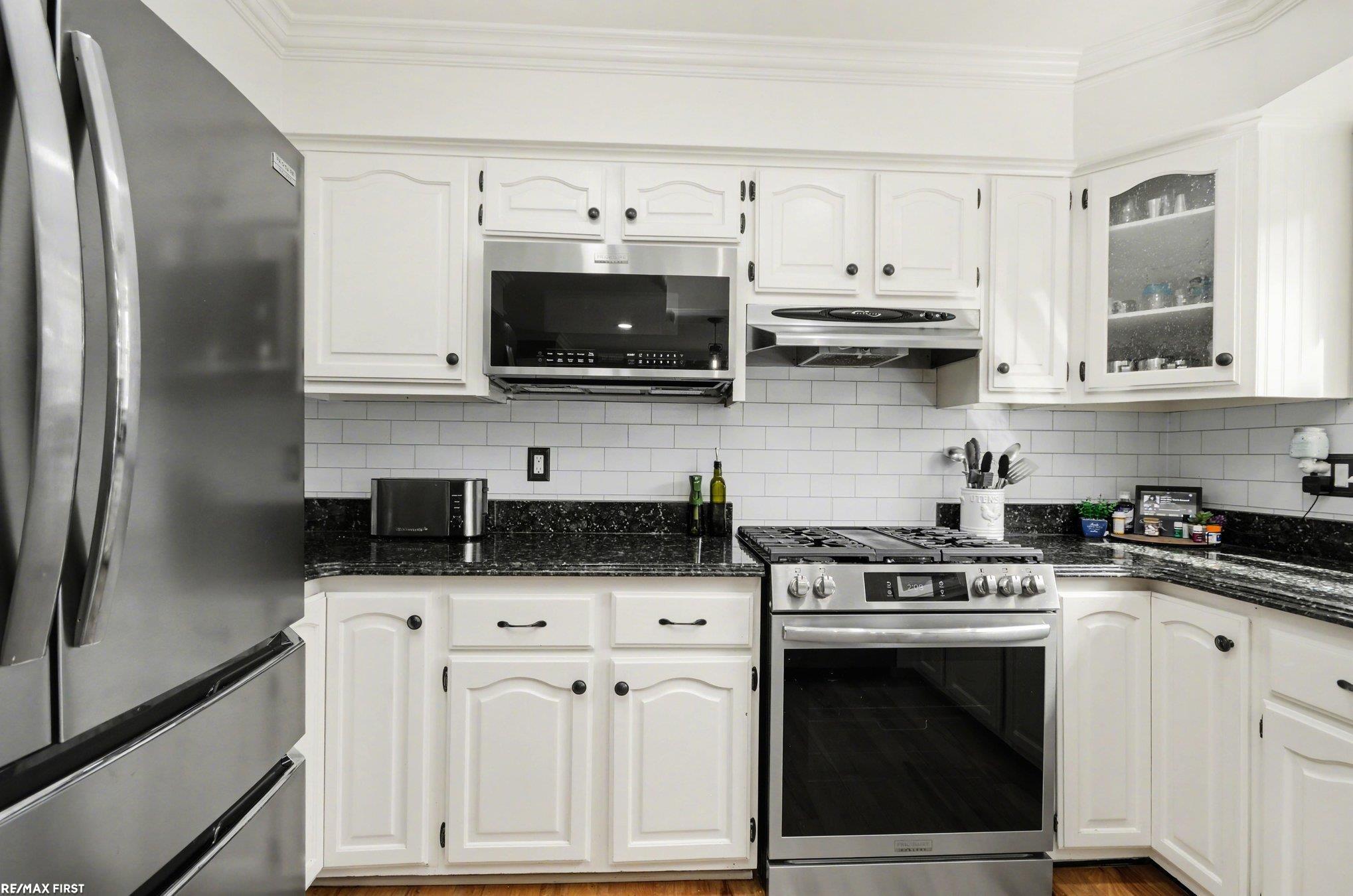 New Baltimore, MI, 48047