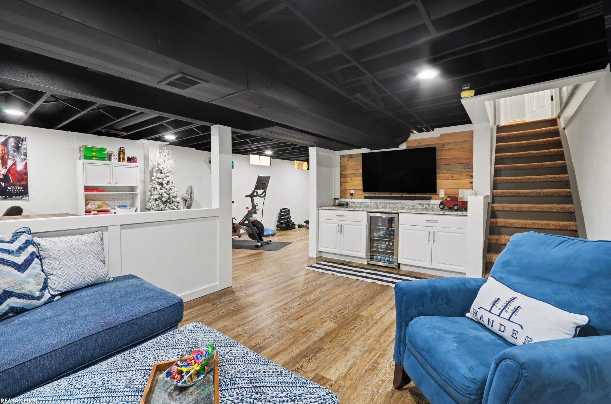 New Baltimore, MI, 48047