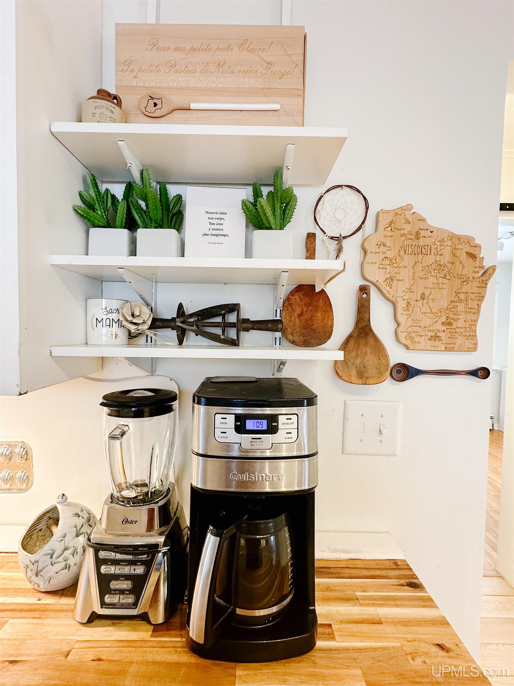 423 W Hampton Street, Marquette, MI, 49855