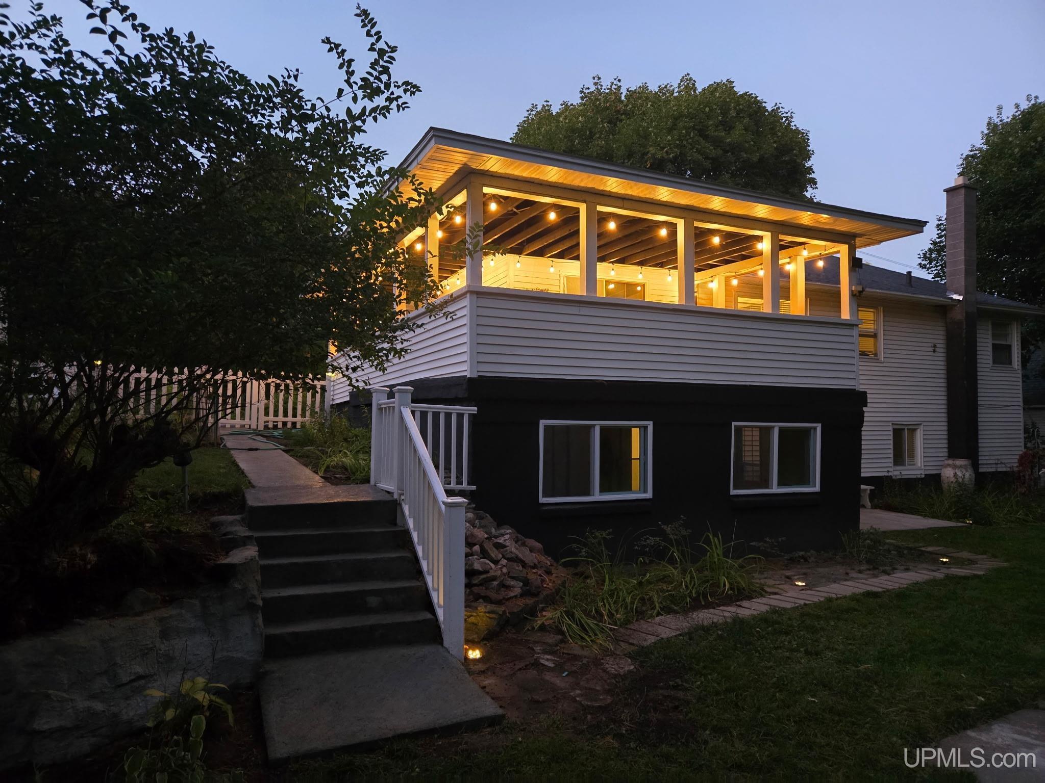 423 W Hampton Street, Marquette, MI, 49855