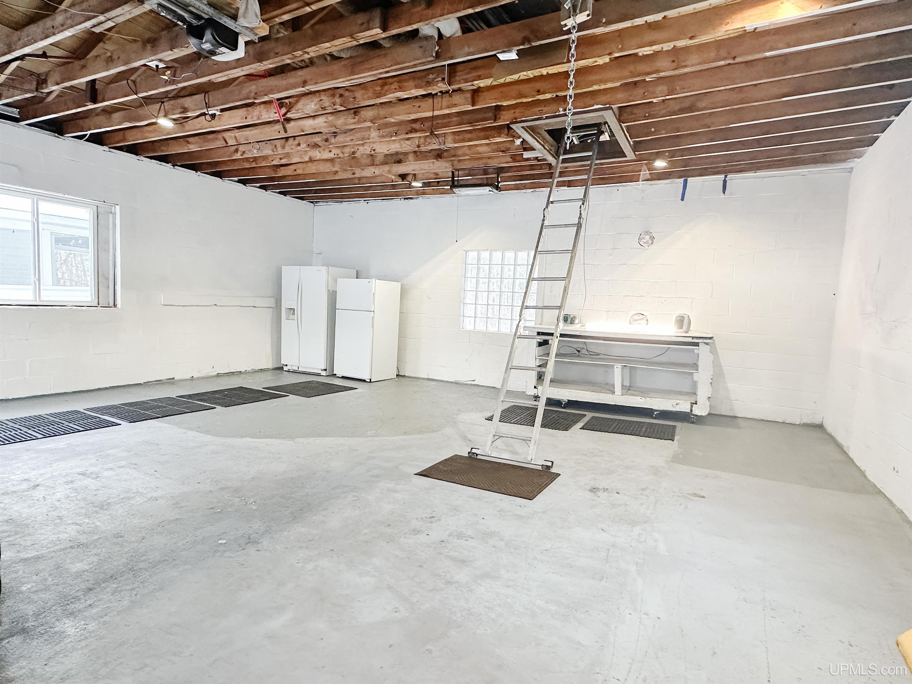 423 W Hampton Street, Marquette, MI, 49855