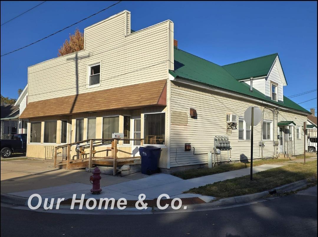 211 E Walnut Street, Portage, OH, 43451