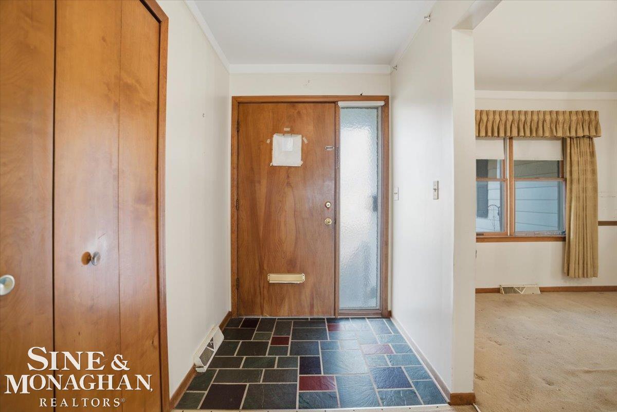 841 S 12th Street, Saint Clair, MI, 48079