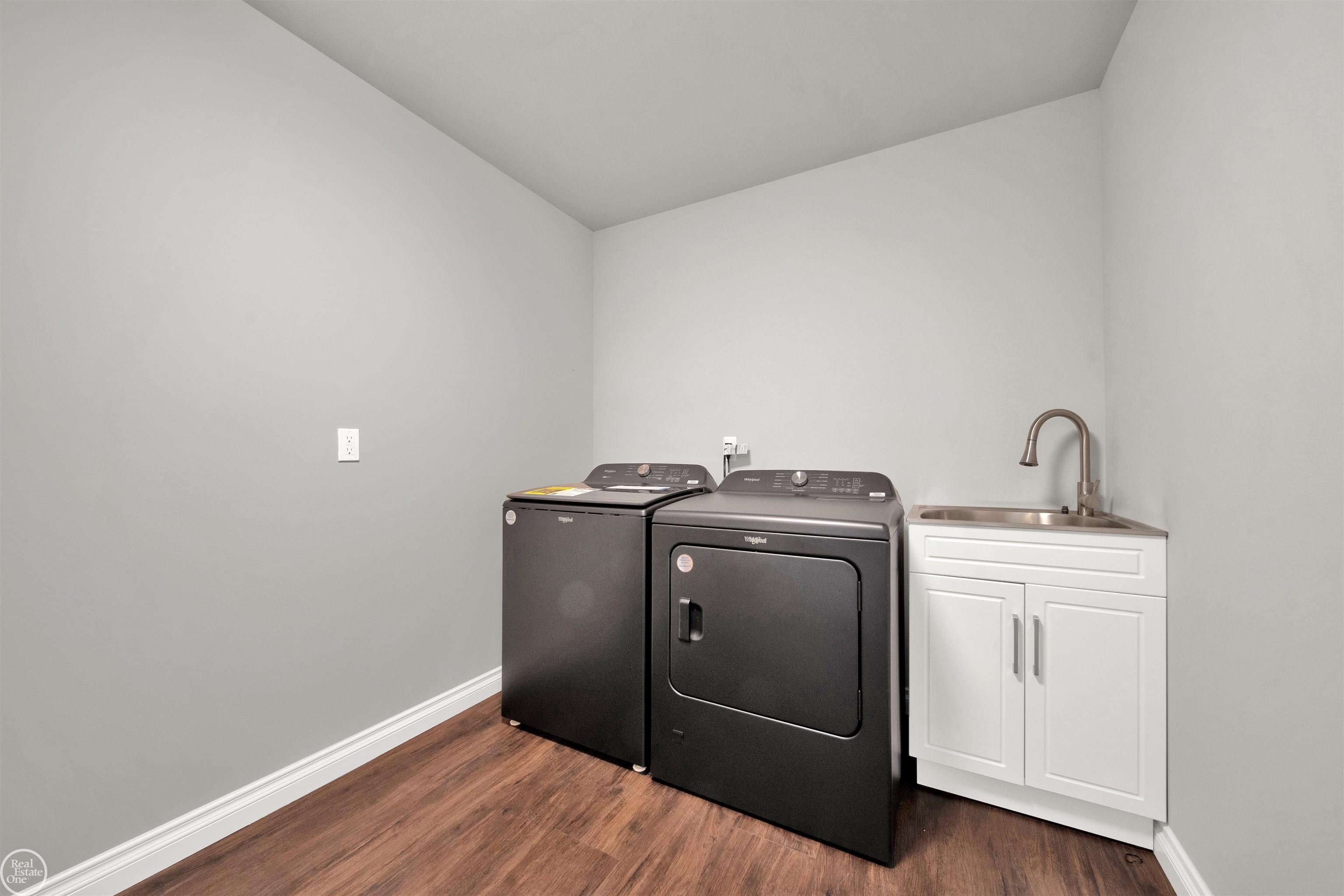 211 N Carney Road photo 16