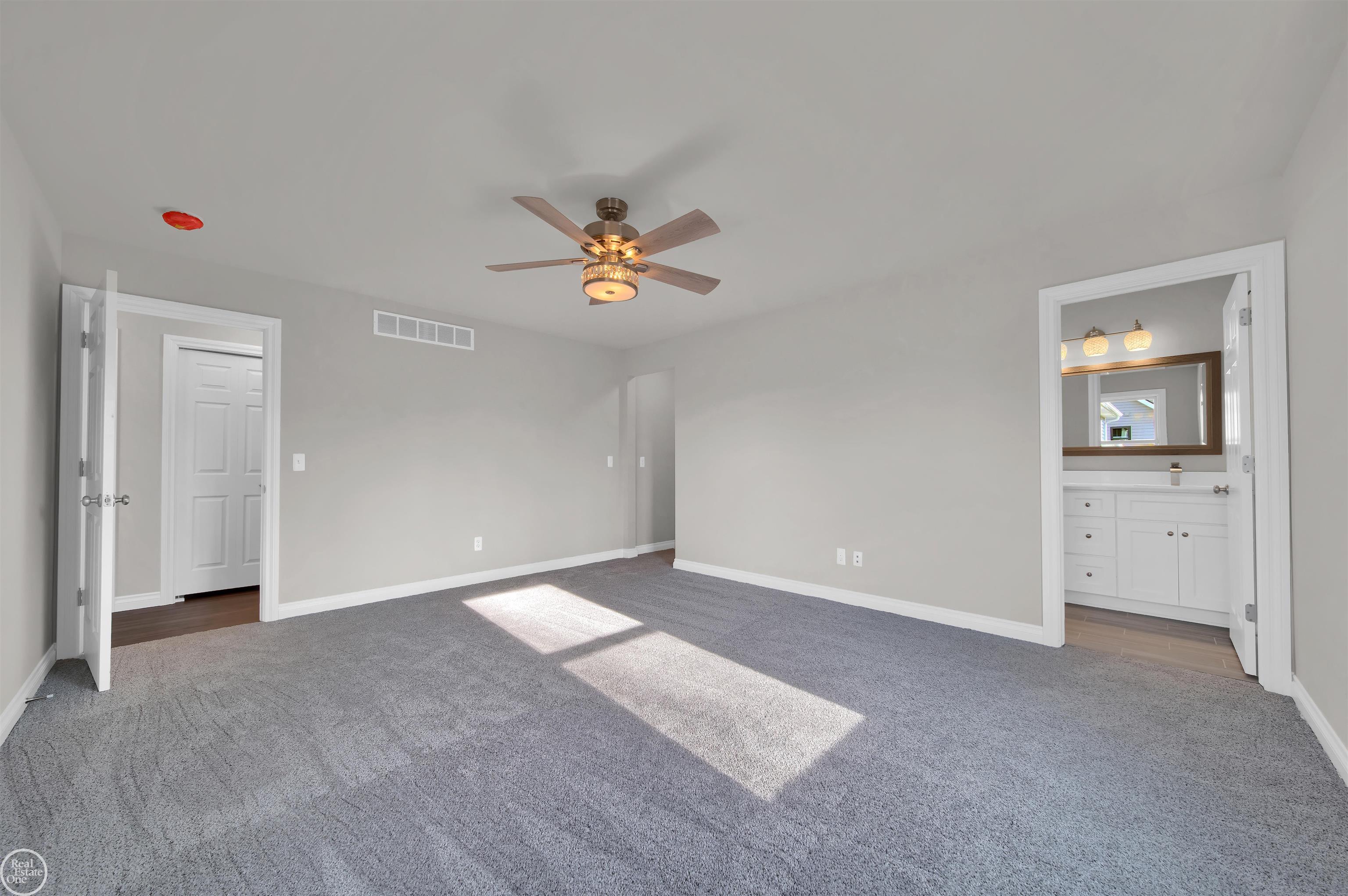 211 N Carney Road photo 8