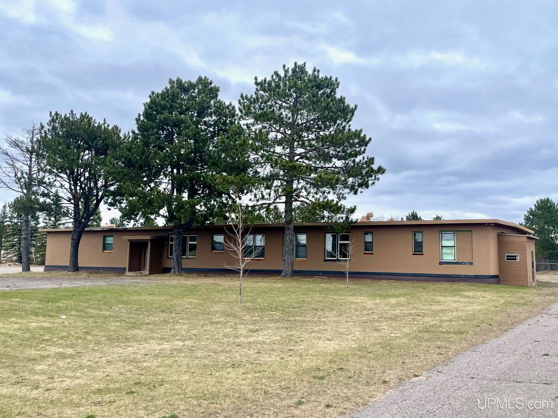 Commercial Listing MLS Number 50201719