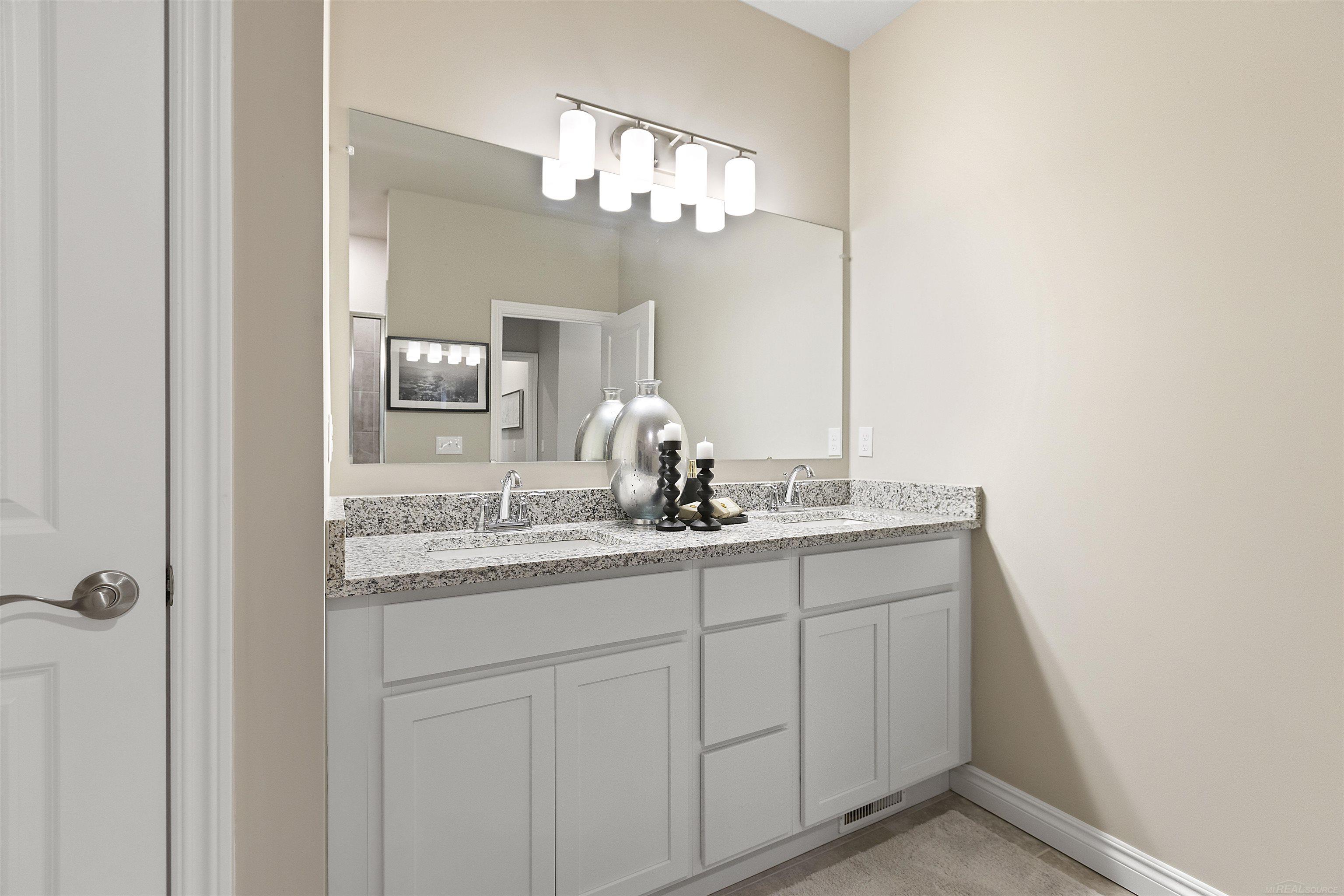 9936 Crossview Trail UNIT&nbsp;185, Howell, MI, 48855