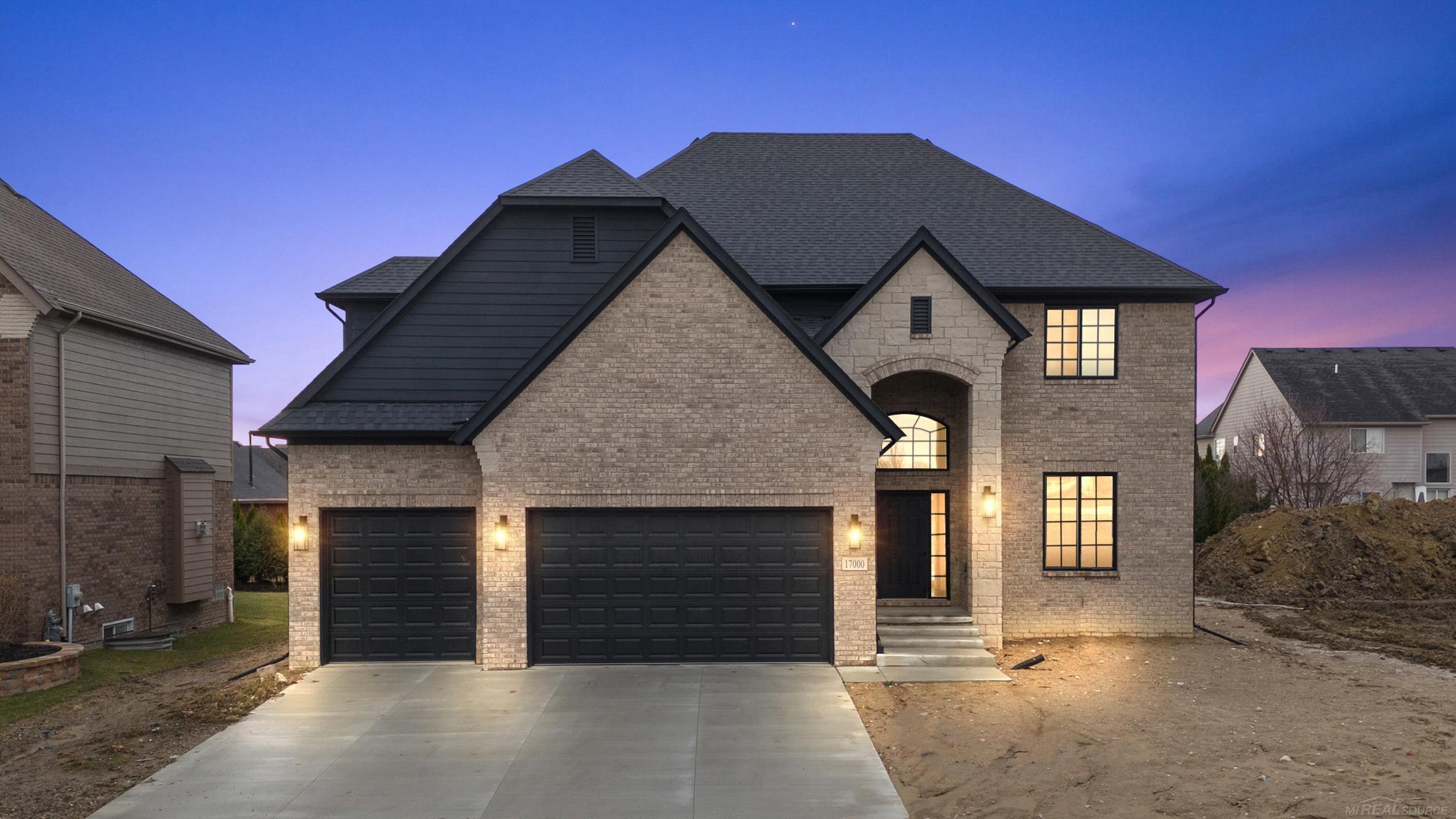 17000 Pienza Drive, Macomb, MI, 48042