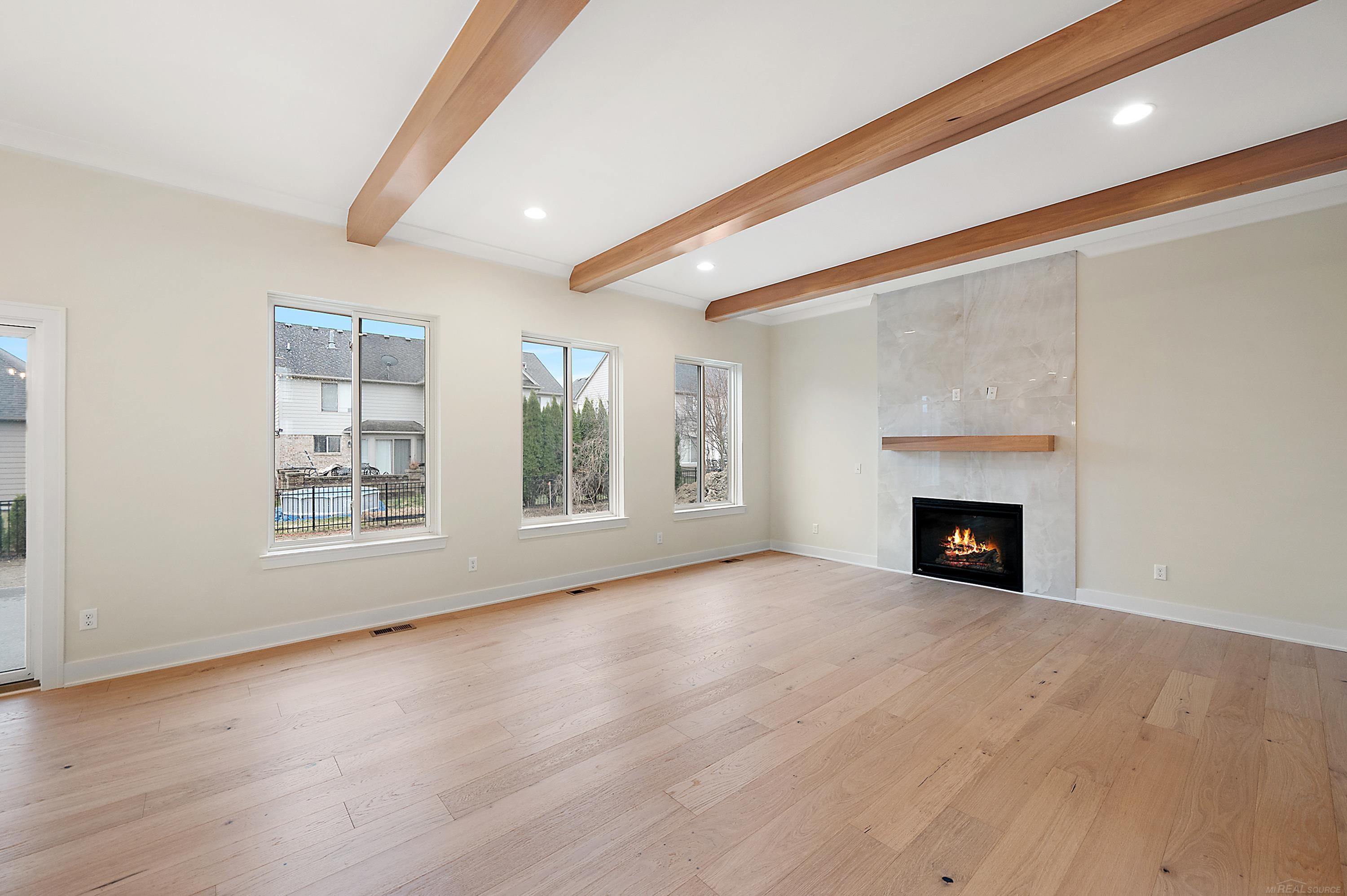 17000 Pienza Drive, Macomb, MI, 48042