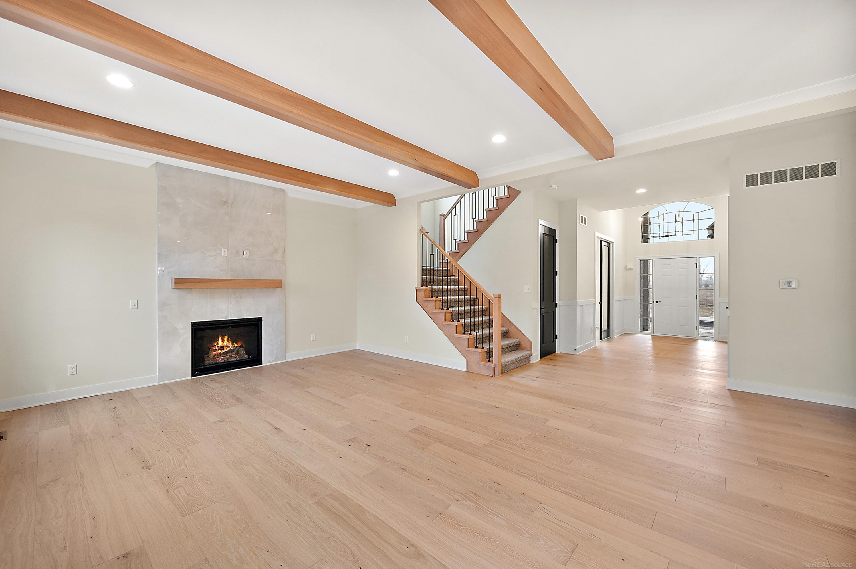 17000 Pienza Drive, Macomb, MI, 48042