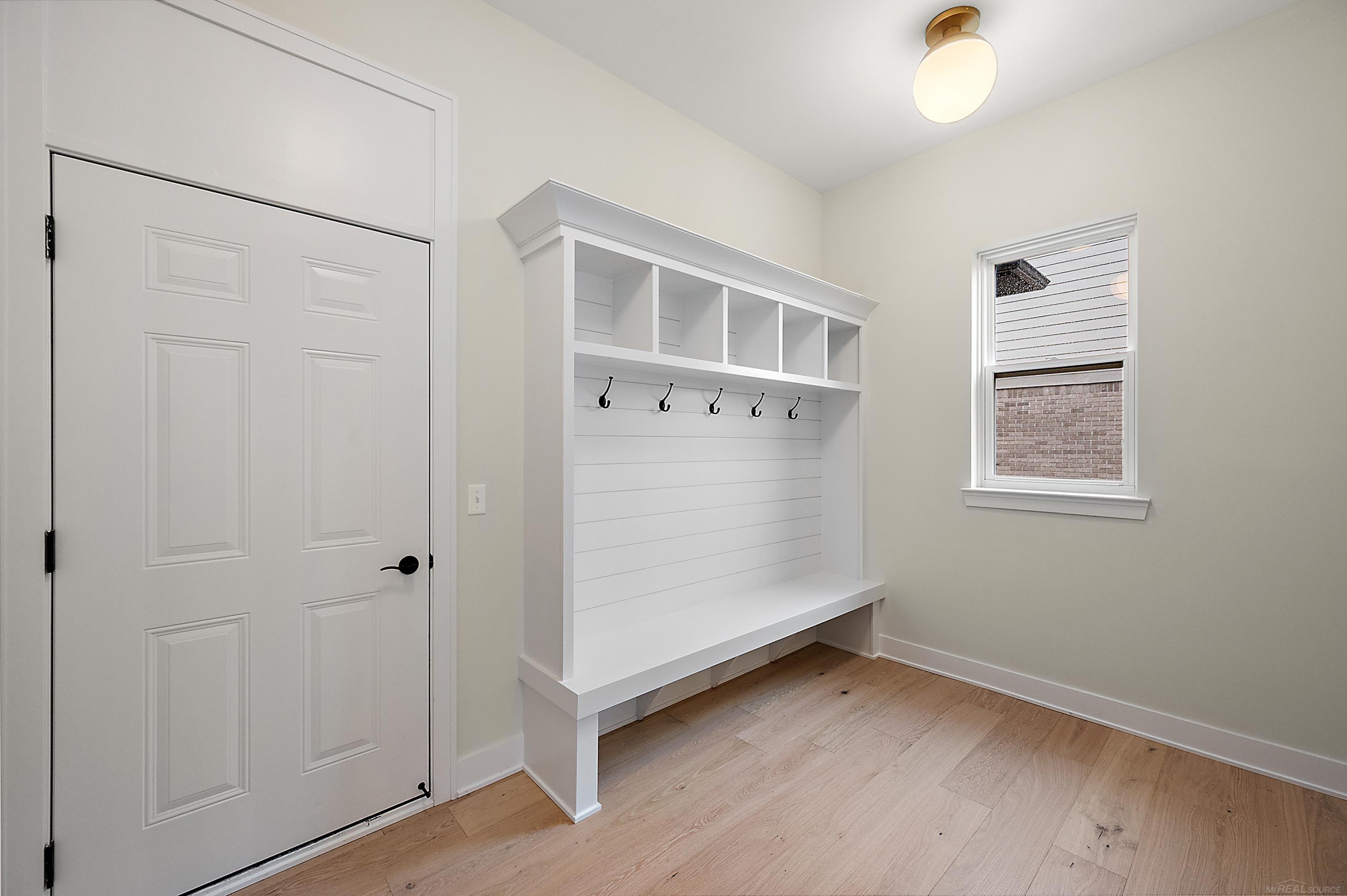 17000 Pienza Drive, Macomb, MI, 48042